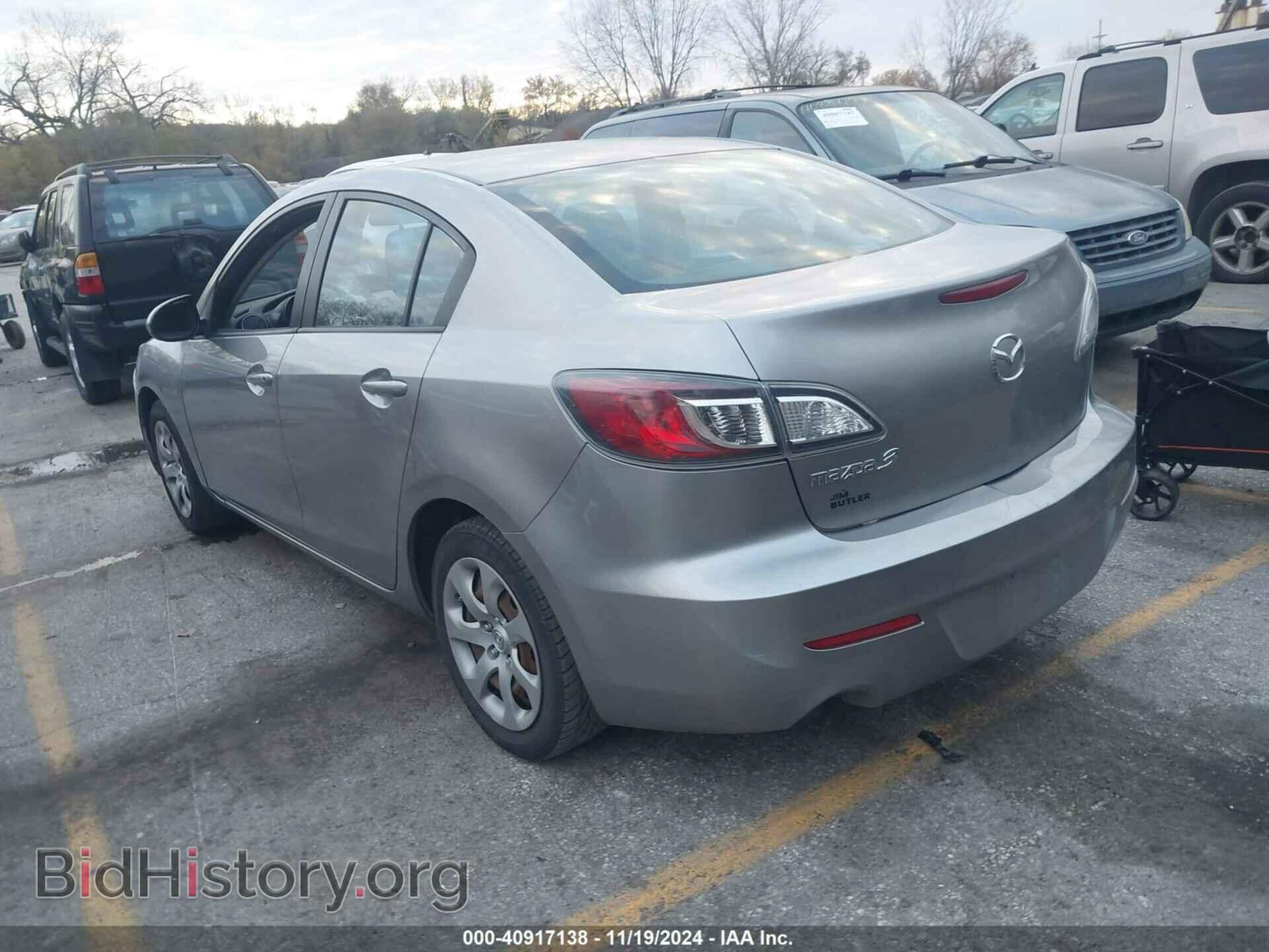 2013 MAZDA MAZDA3 - VIN: JM1BL1TF7D1764238 - Фото 3