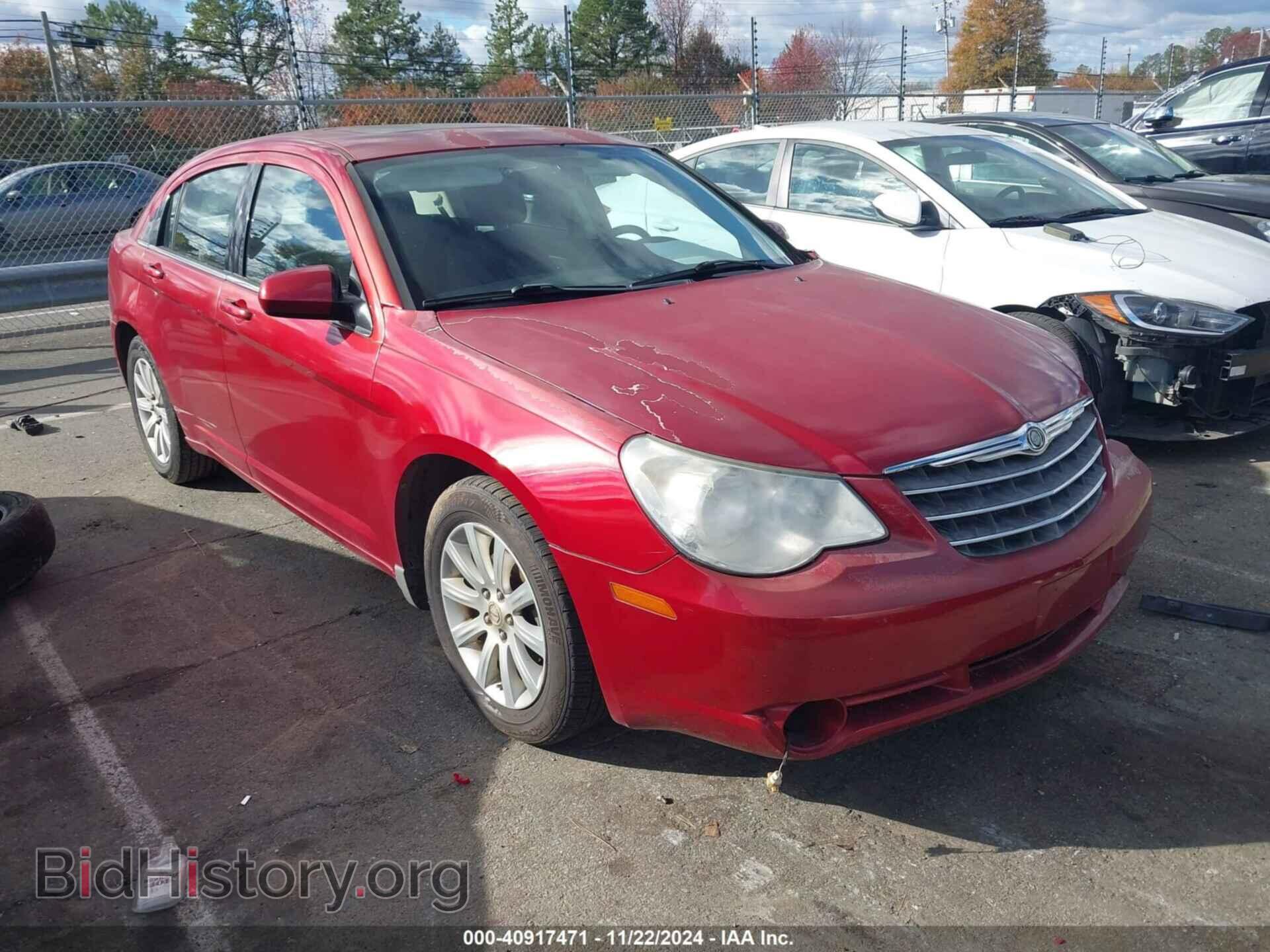 Photo 1C3CC5FB2AN111944 - CHRYSLER SEBRING 2010