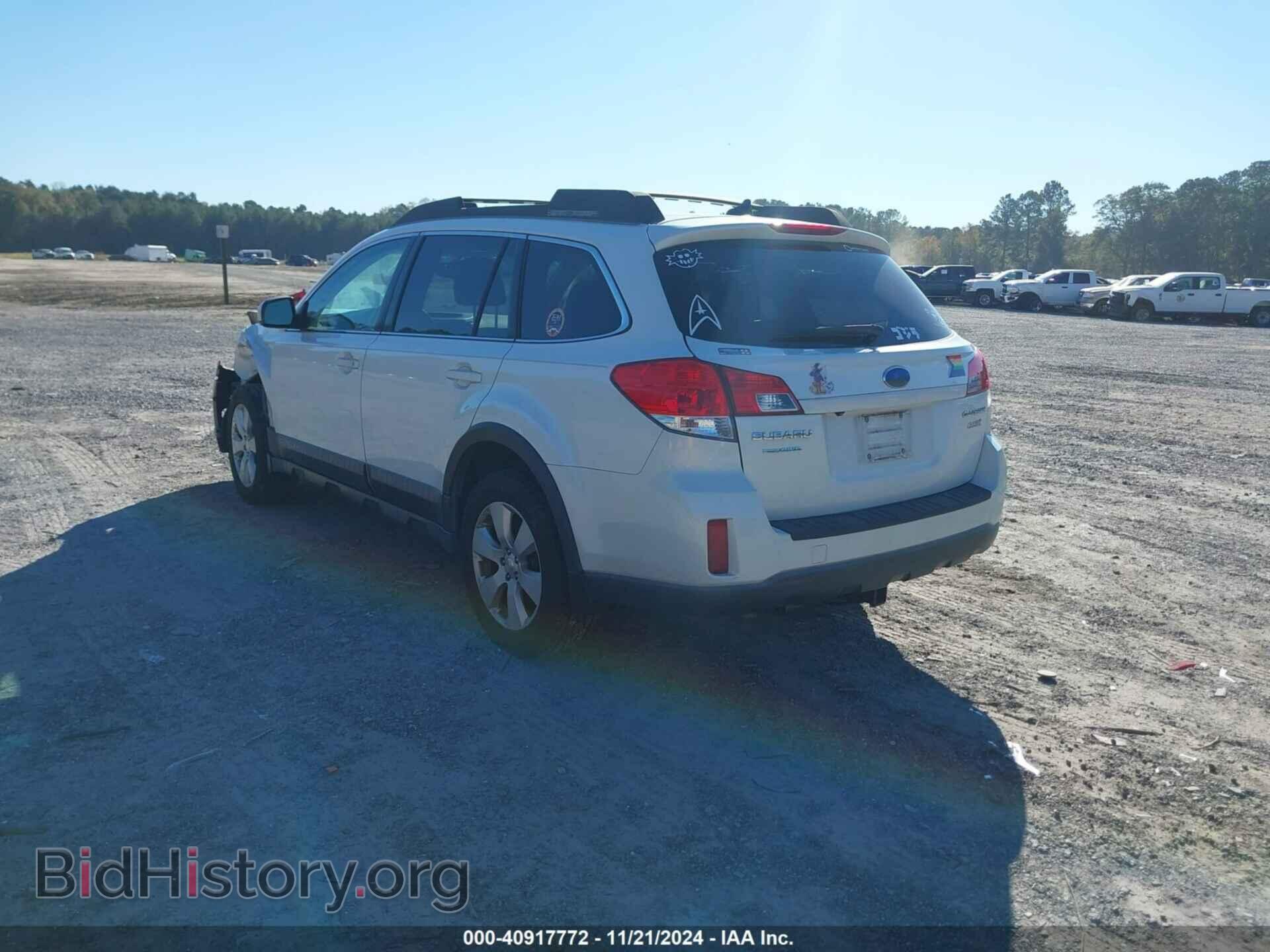 2011 SUBARU OUTBACK - VIN: 4S4BRBLC8B3420330 - Фото 3