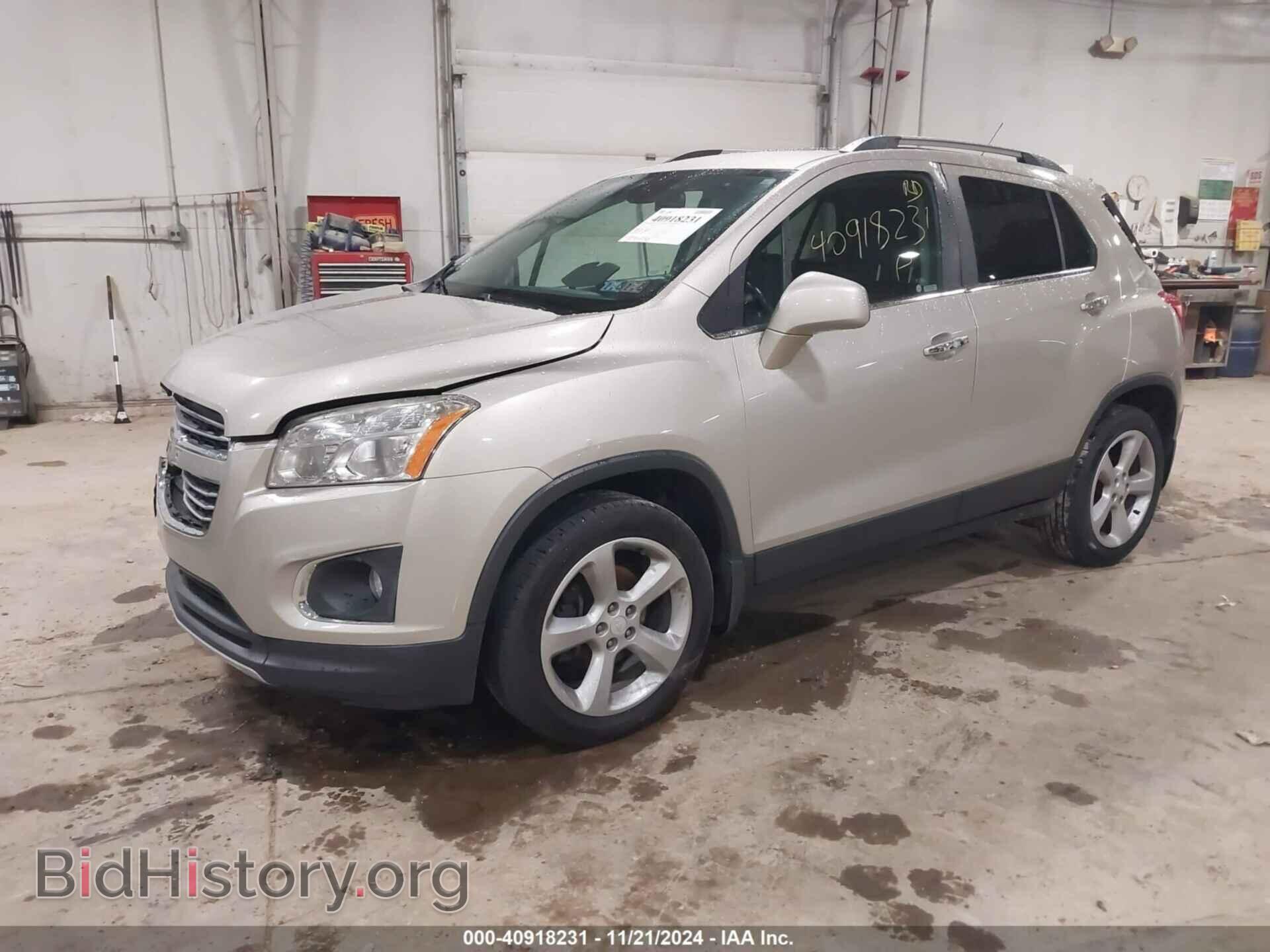 2016 CHEVROLET TRAX - VIN: 3GNCJRSB7GL138510 - Фото 2