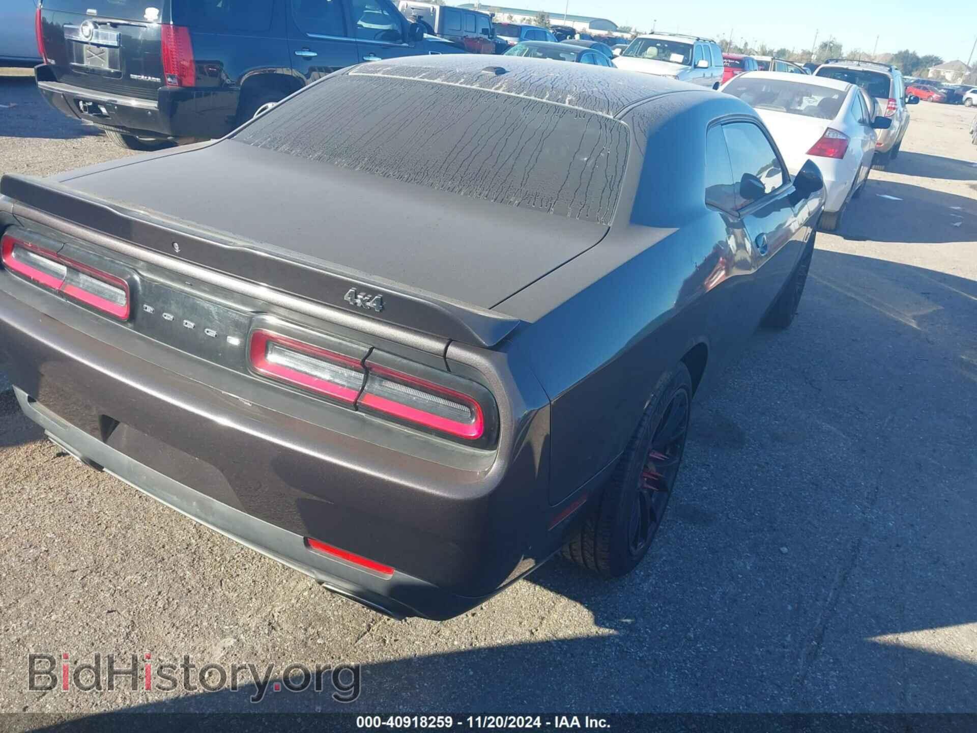 2019 DODGE CHALLENGER - VIN: 2C3CDZAG0KH744752 - Photo 4