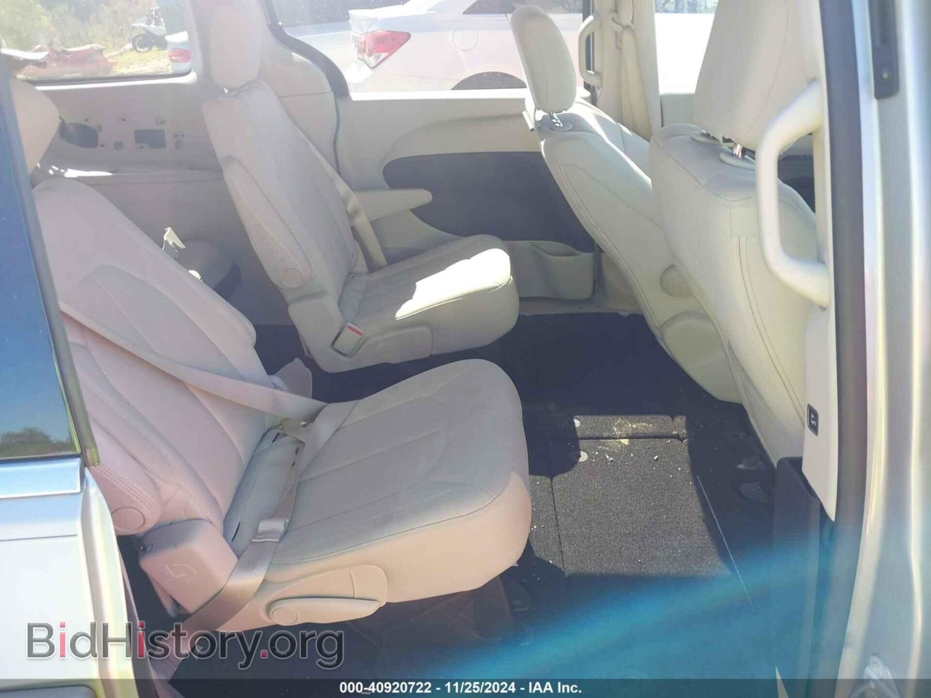 2017 CHRYSLER PACIFICA - VIN: 2C4RC1DG5HR516335 - Photo 8