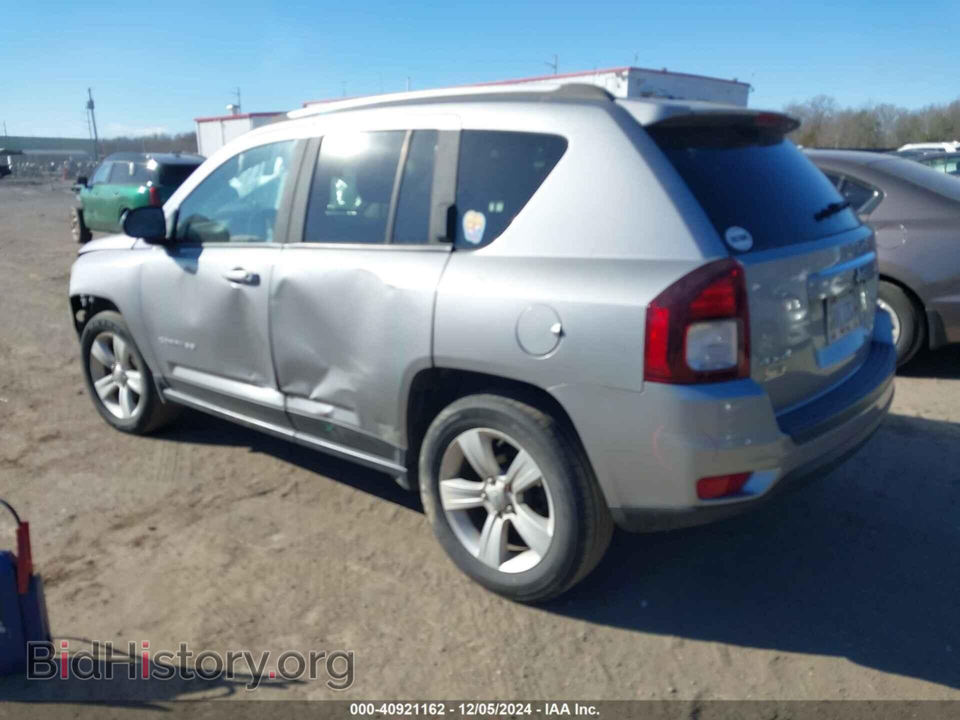 2016 JEEP COMPASS - VIN: 1C4NJDBB0GD520629 - Фото 3