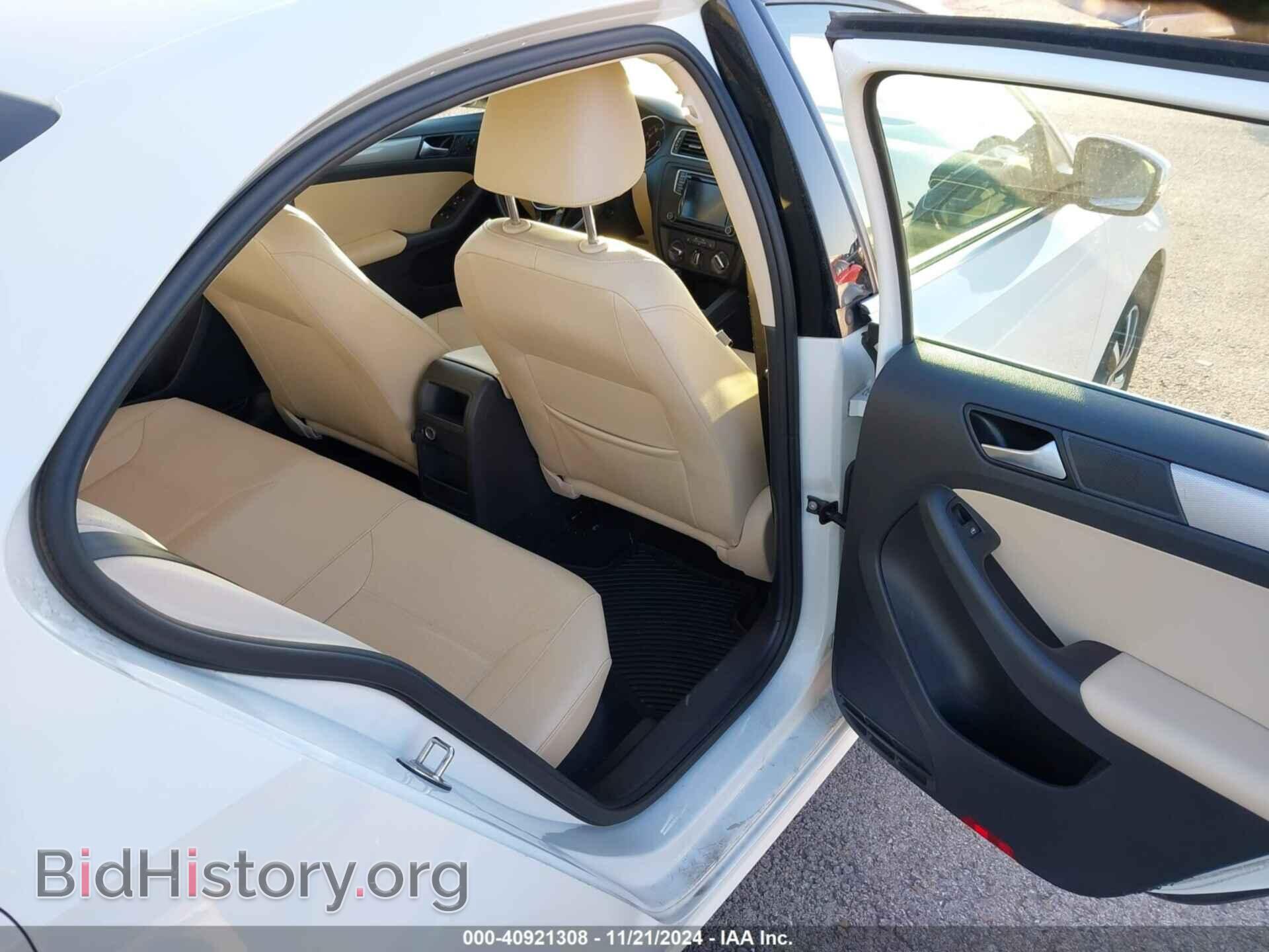 2017 VOLKSWAGEN JETTA - VIN: 3VWDB7AJ2HM311060 - Фото 8