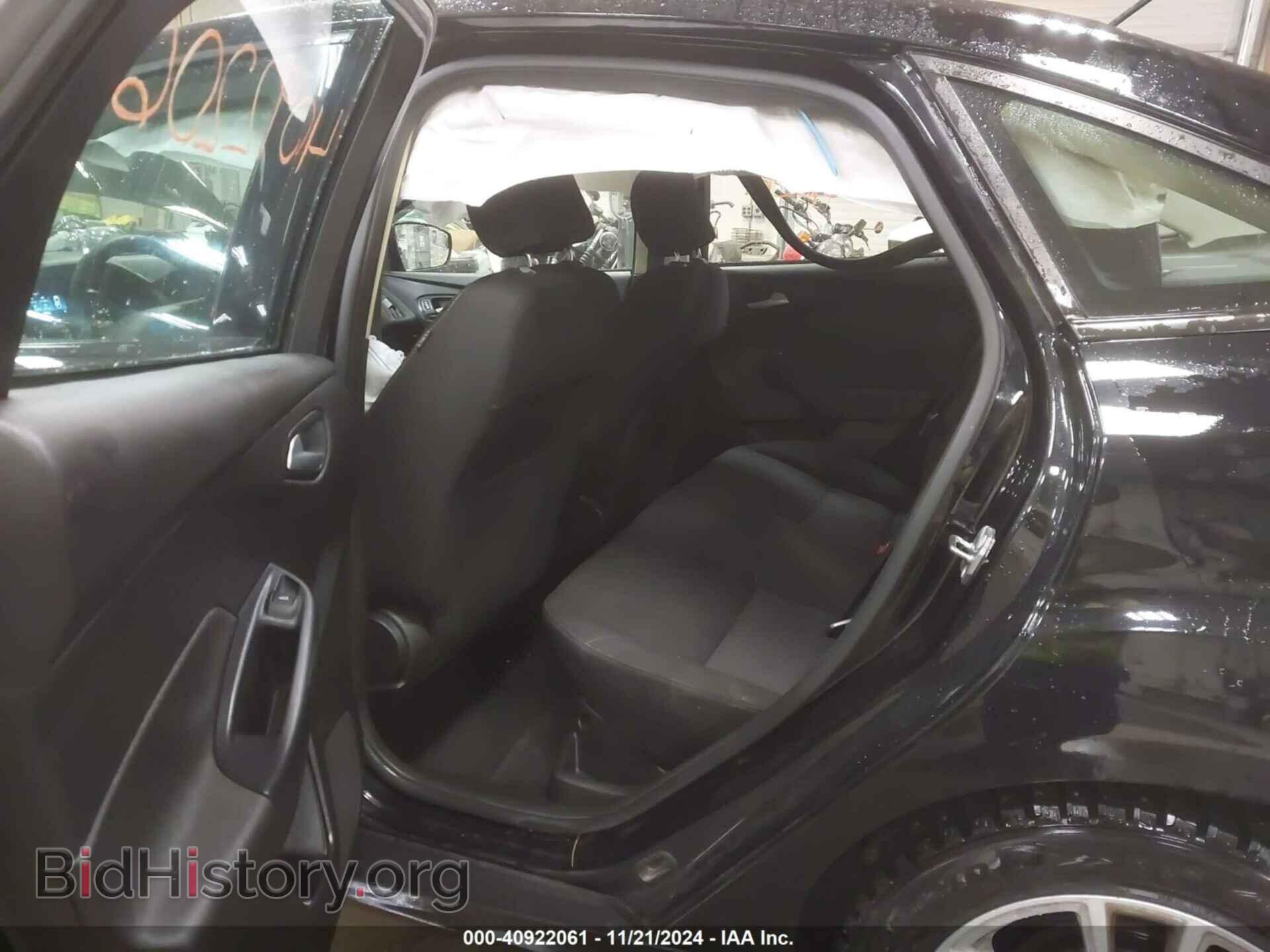 2017 FORD FOCUS - VIN: 1FADP3F20HL265928 - Фото 8