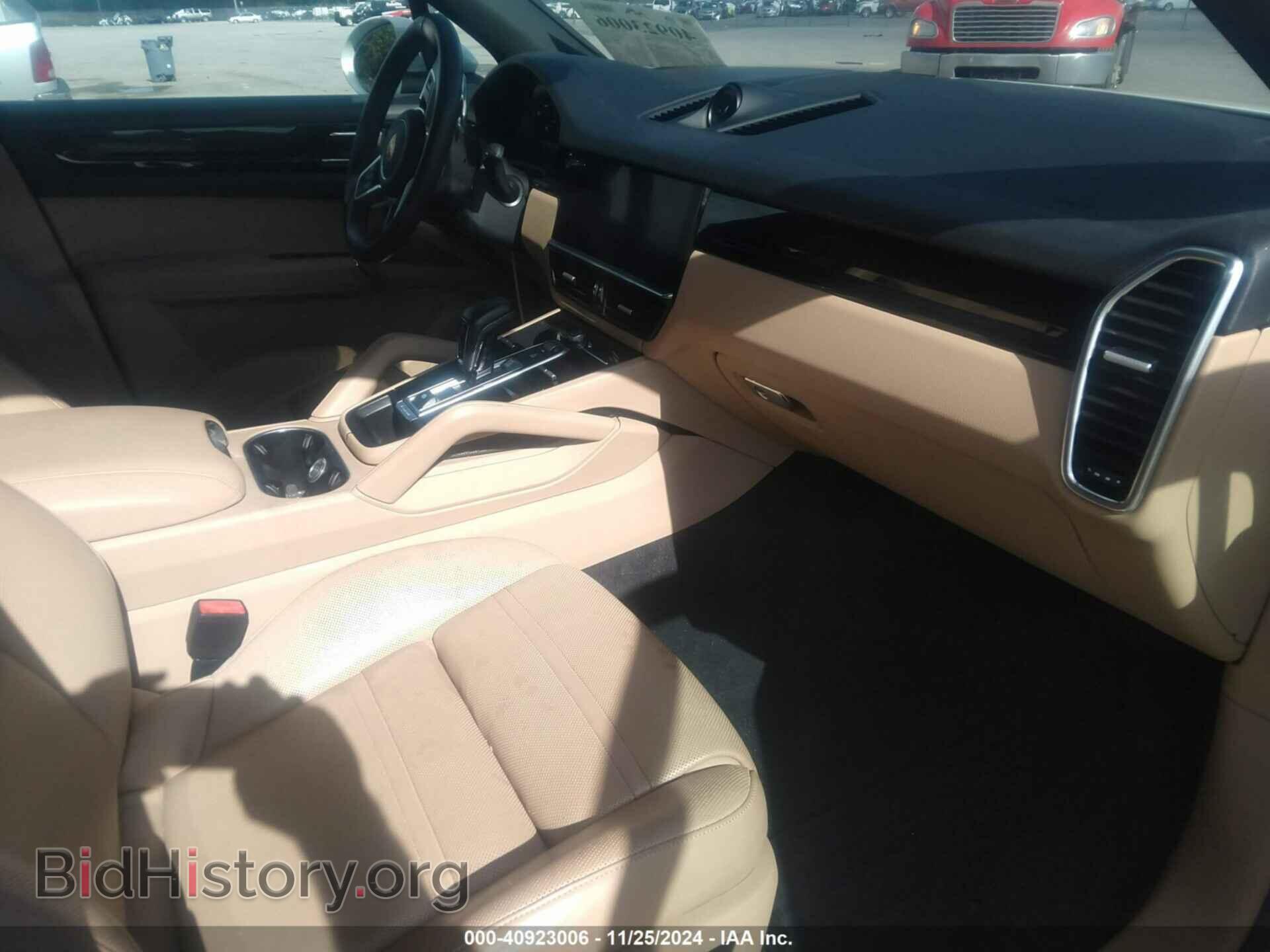 2020 PORSCHE CAYENNE - VIN: WP1AA2AY2LDA06573 - Photo 5