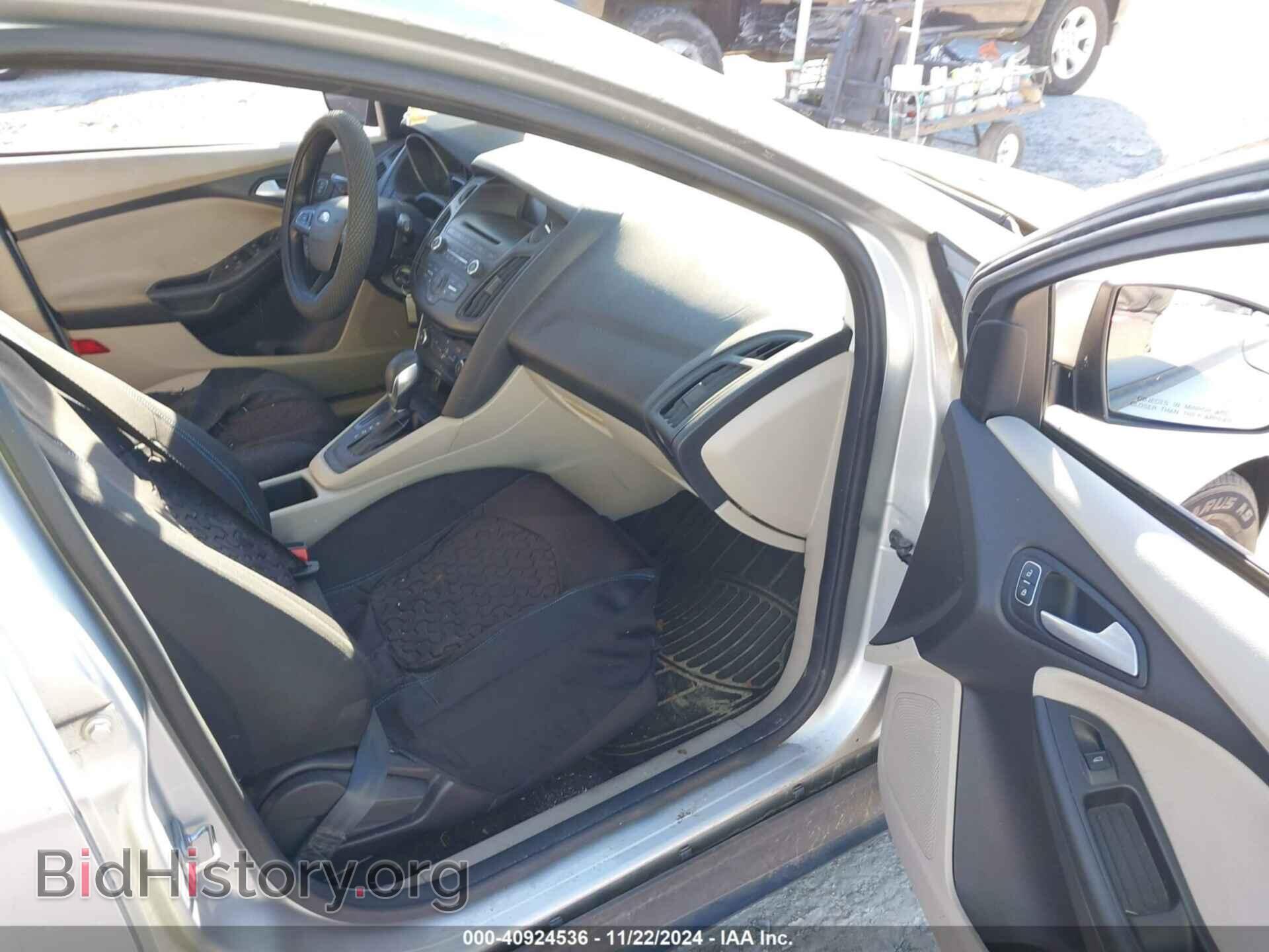 2017 FORD FOCUS - VIN: 1FADP3K22HL317064 - Photo 5
