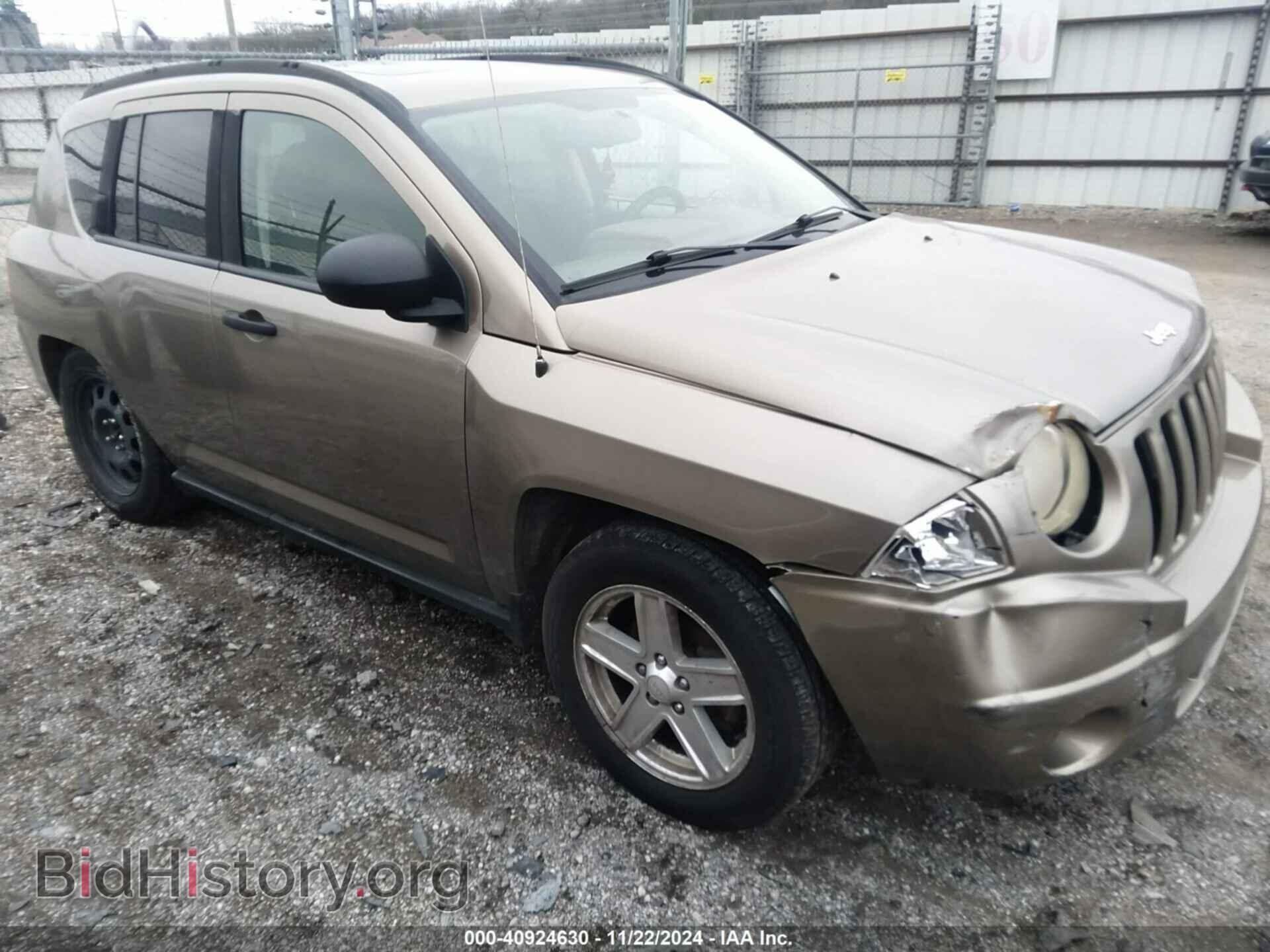 Фотография 1J8FF47W17D167702 - JEEP COMPASS 2007