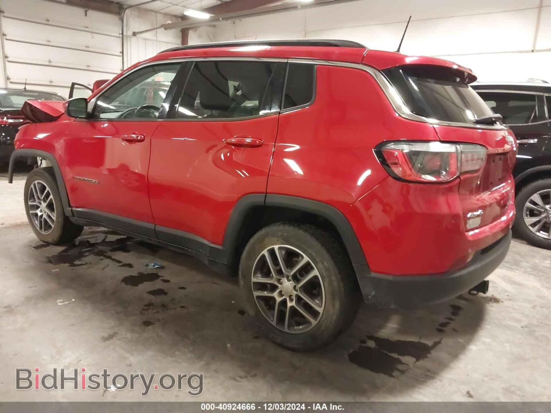 2019 JEEP COMPASS - VIN: 3C4NJDBB3KT812715 - Фото 3