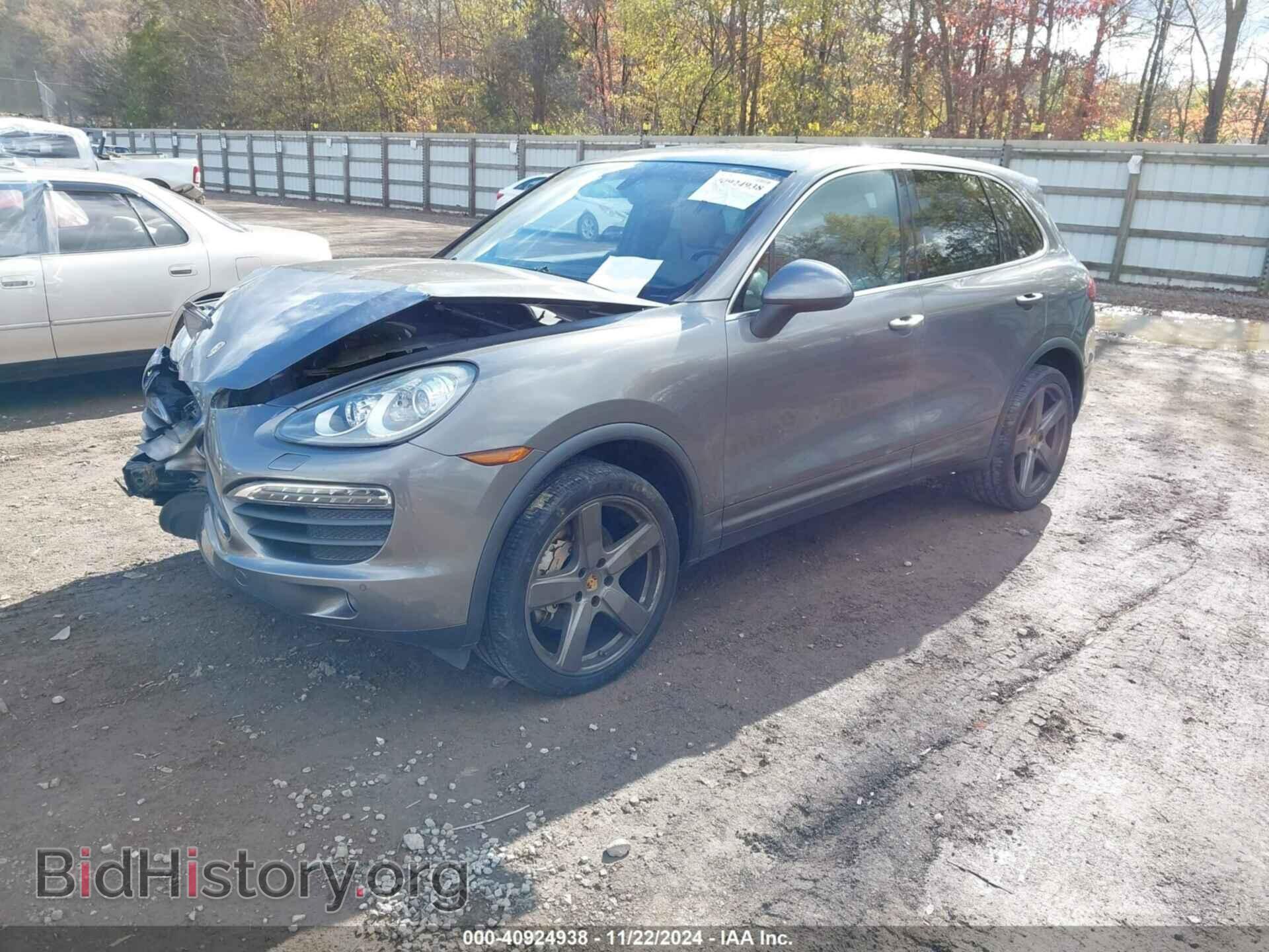 2011 PORSCHE CAYENNE - VIN: WP1AB2A20BLA54487 - Фото 2