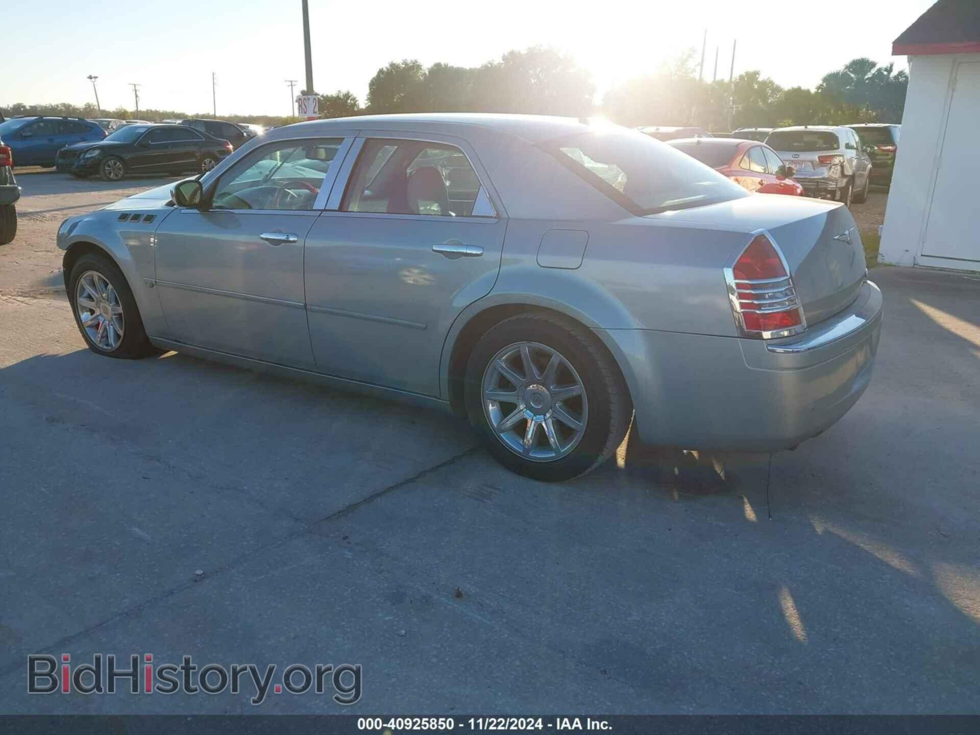 2006 CHRYSLER 300C - VIN: 2C3KA63H26H278191 - Фото 3