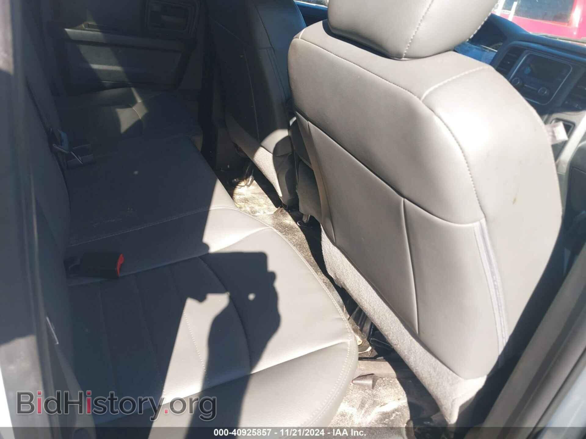 2018 RAM 1500 - VIN: 1C6RR6FT4JS211040 - Фото 8