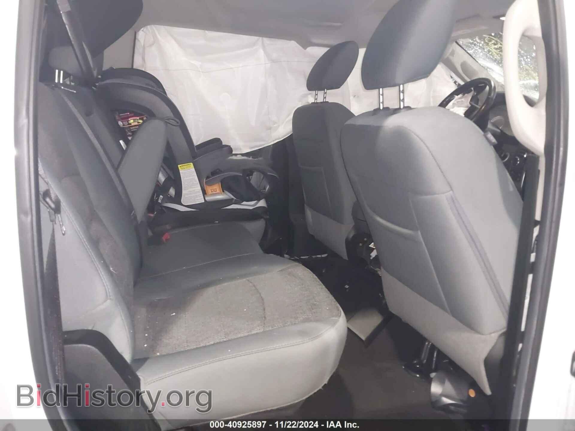 2018 RAM 1500 - VIN: 1C6RR7LT3JS108752 - Фото 8