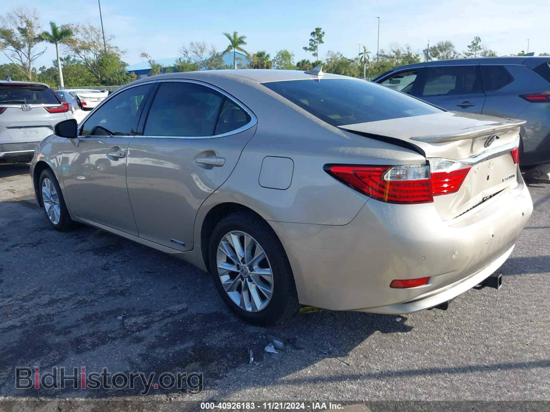 2013 LEXUS ES 300H - VIN: JTHBW1GG8D2001020 - Photo 3