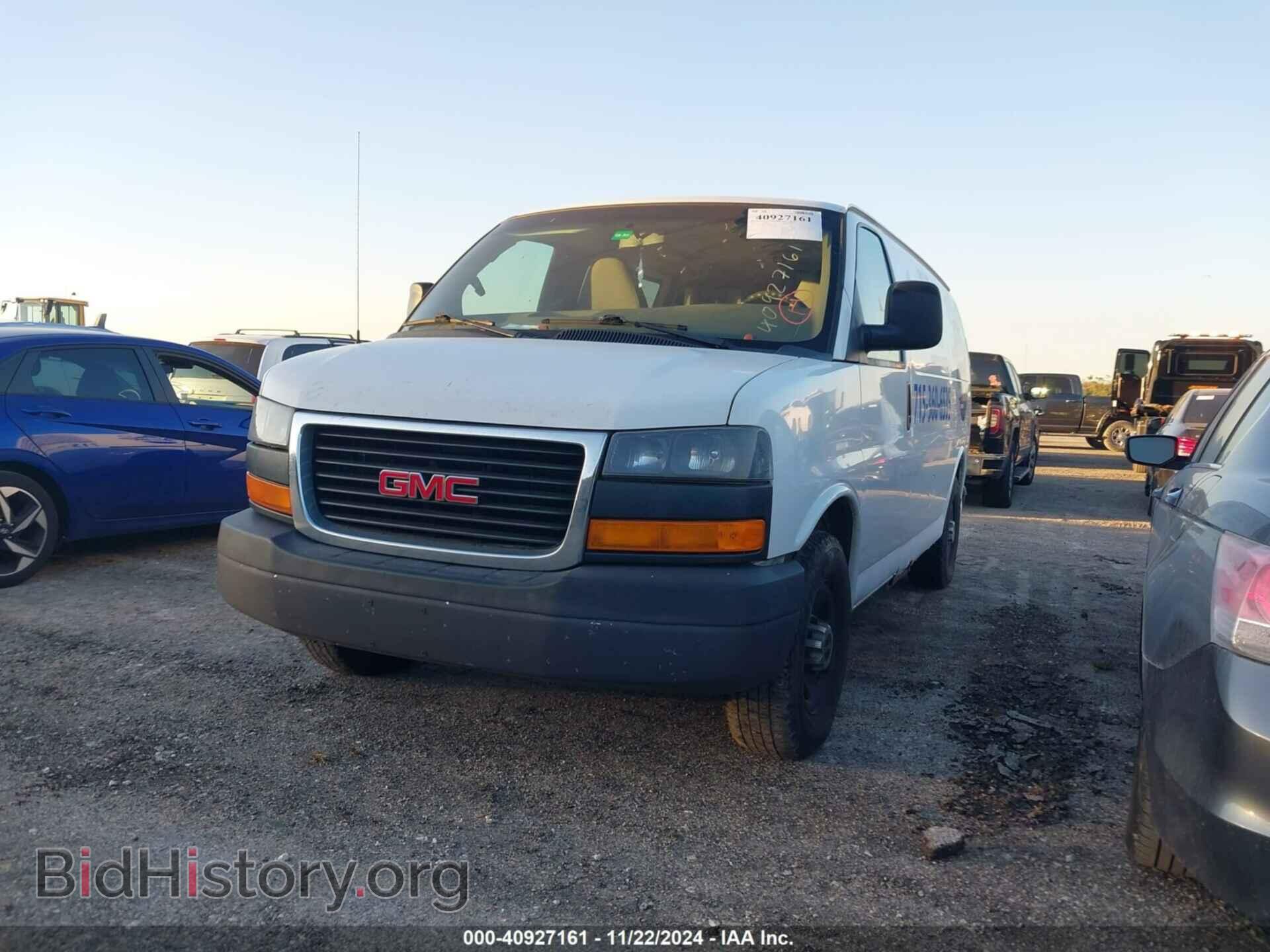 2012 GMC SAVANA - VIN: 1GTW7FCA1C1120112 - Photo 2