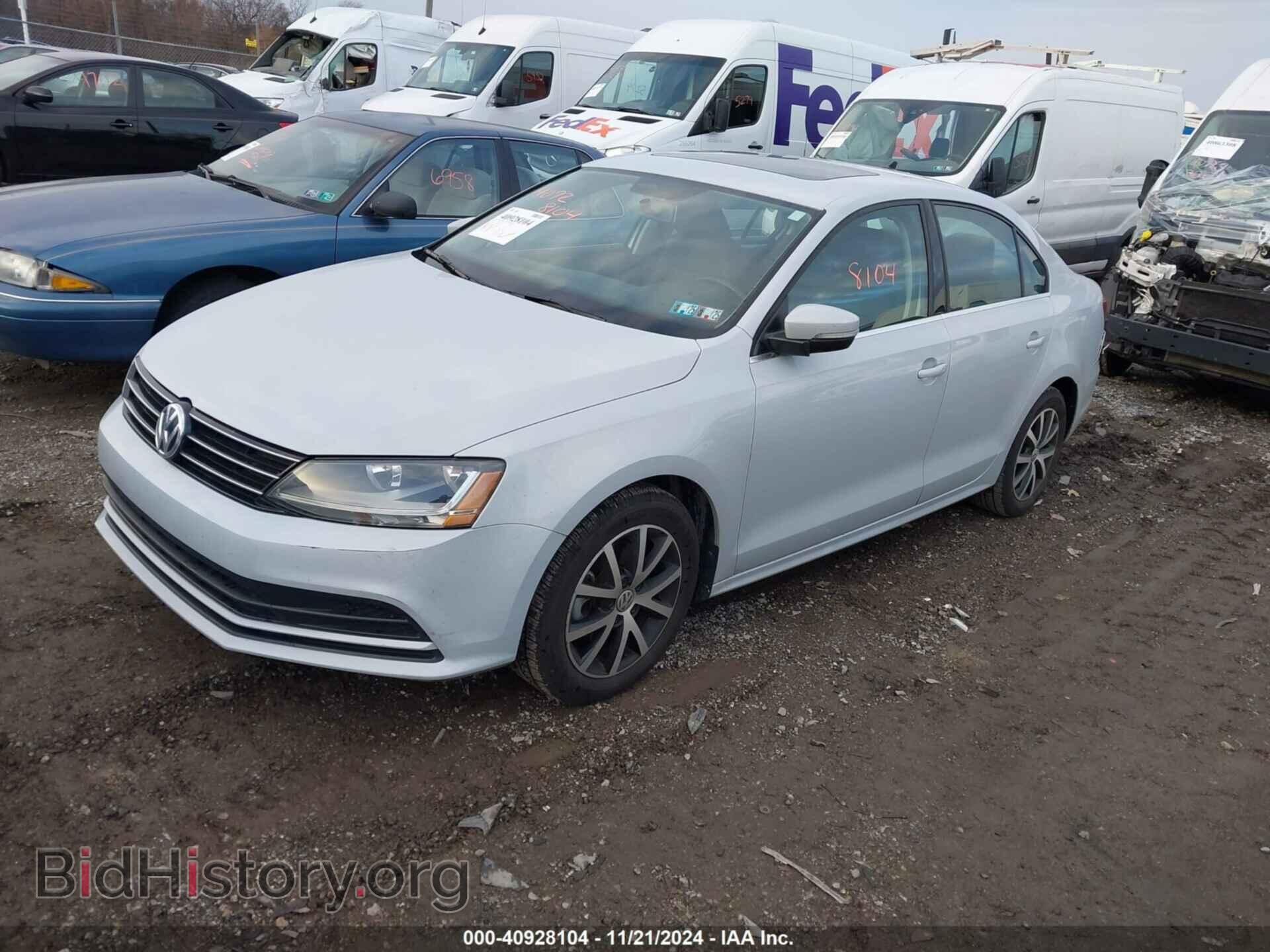 2017 VOLKSWAGEN JETTA - VIN: 3VWDB7AJ3HM381845 - Фото 2