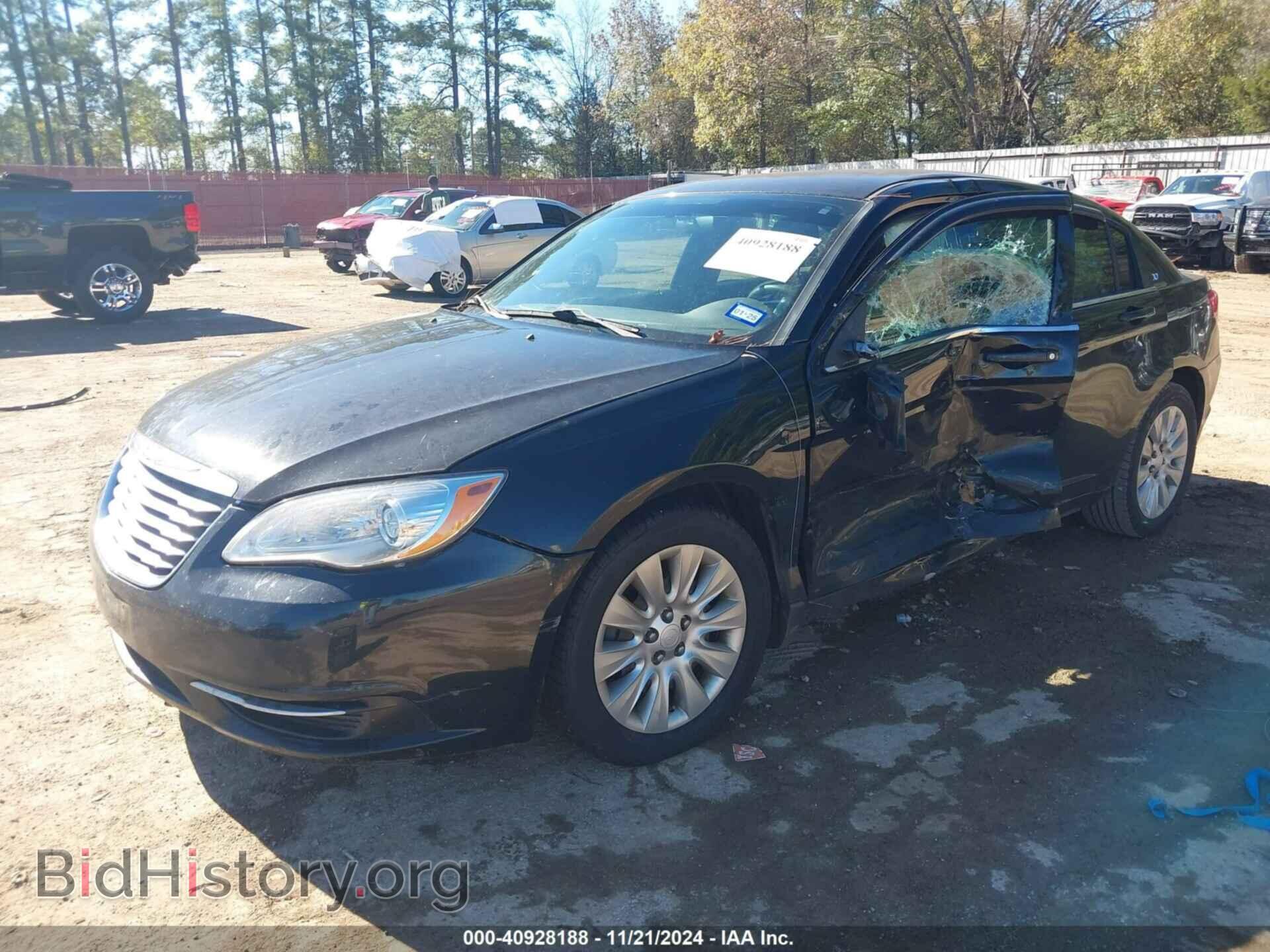 2012 CHRYSLER 200 - VIN: 1C3CCBABXCN172256 - Фото 2