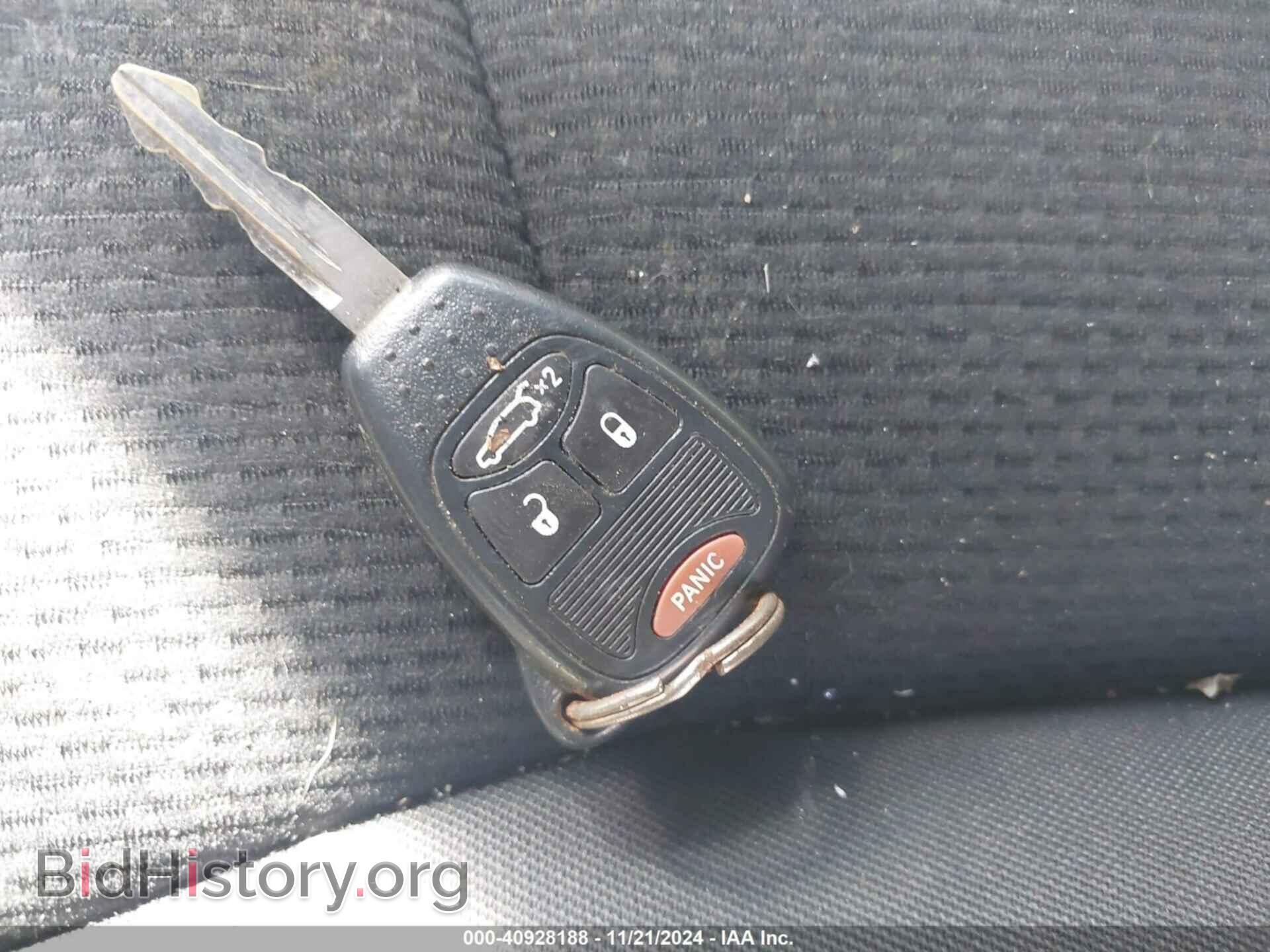 2012 CHRYSLER 200 - VIN: 1C3CCBABXCN172256 - Фото 11