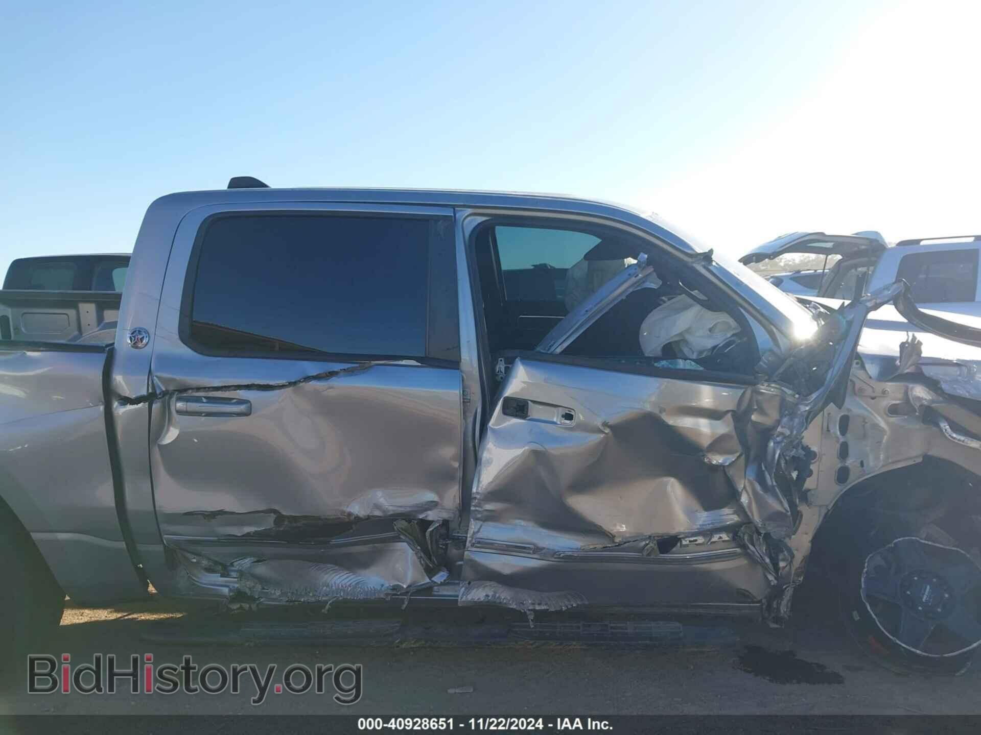 2019 RAM 1500 - VIN: 1C6SRFFT1KN731083 - Фото 12