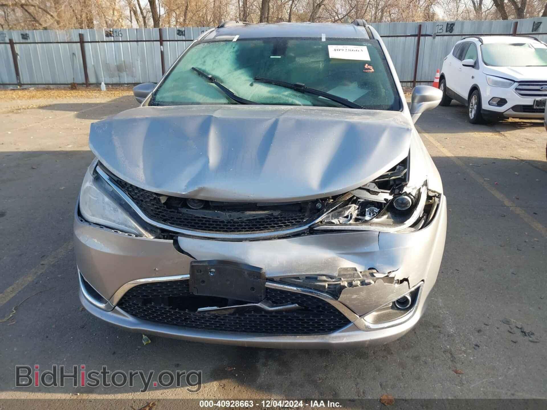 2018 CHRYSLER PACIFICA - VIN: 2C4RC1FG9JR126423 - Фото 6
