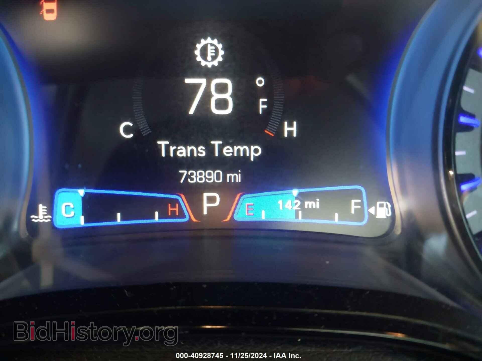 2019 CHRYSLER 300 - VIN: 2C3CCABG4KH562930 - Фото 15