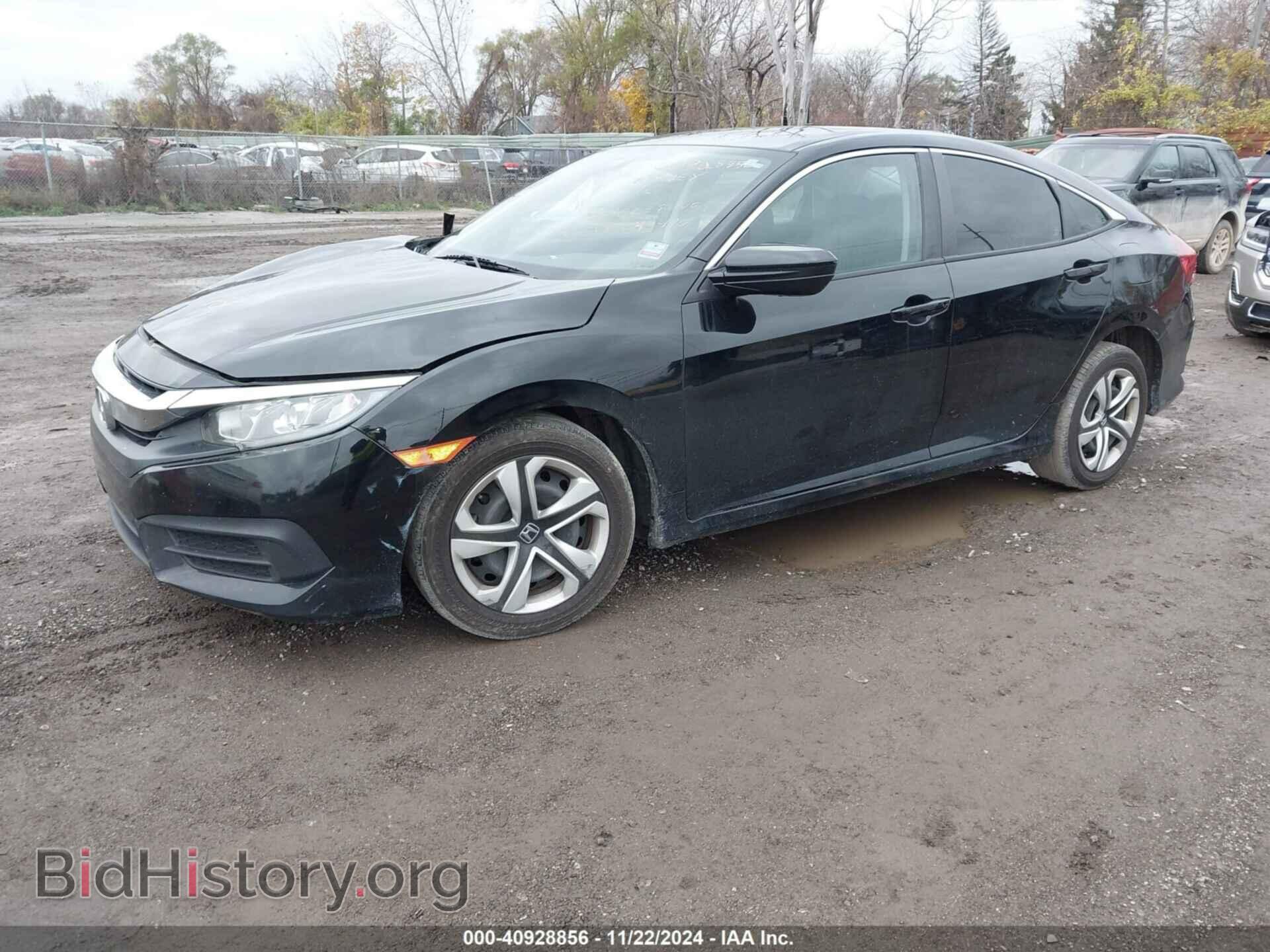 2018 HONDA CIVIC - VIN: 19XFC2F52JE043490 - Фото 2