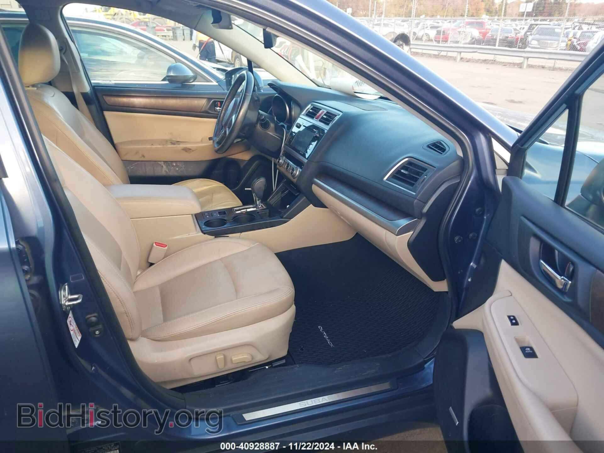 2017 SUBARU OUTBACK - VIN: 4S4BSANC6H3227145 - Фото 5