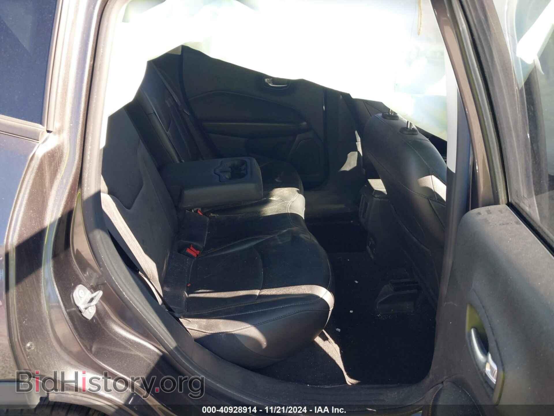 2019 JEEP COMPASS - VIN: 3C4NJCCB6KT782148 - Photo 8
