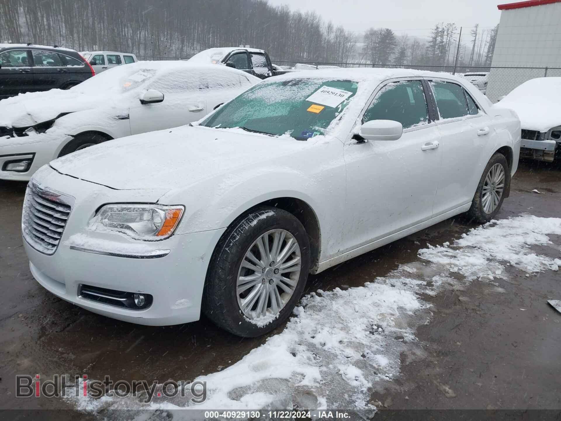 2014 CHRYSLER 300 - VIN: 2C3CCARG3EH280451 - Фото 2