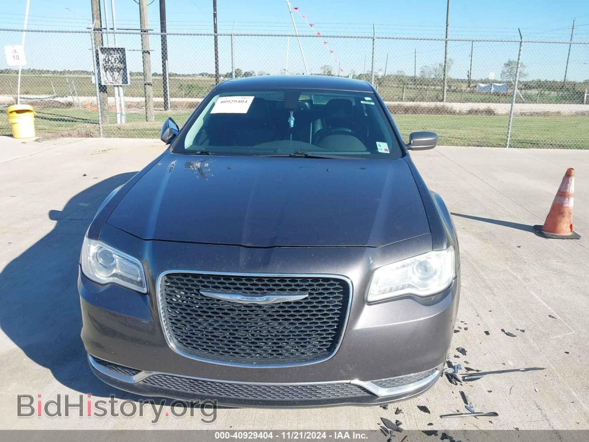2016 CHRYSLER 300 - VIN: 2C3CCAAG3GH106376 - Фото 6