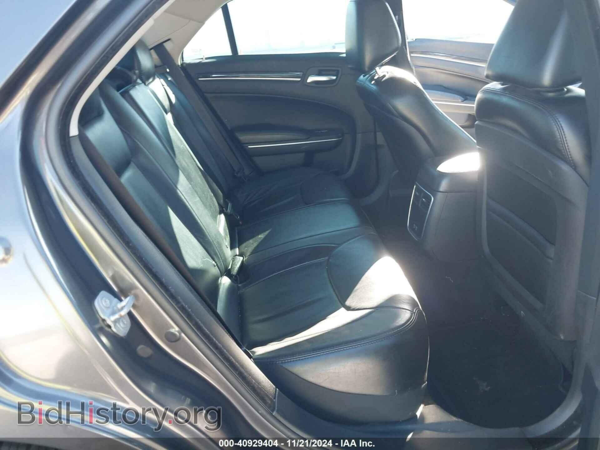 2016 CHRYSLER 300 - VIN: 2C3CCAAG3GH106376 - Фото 8