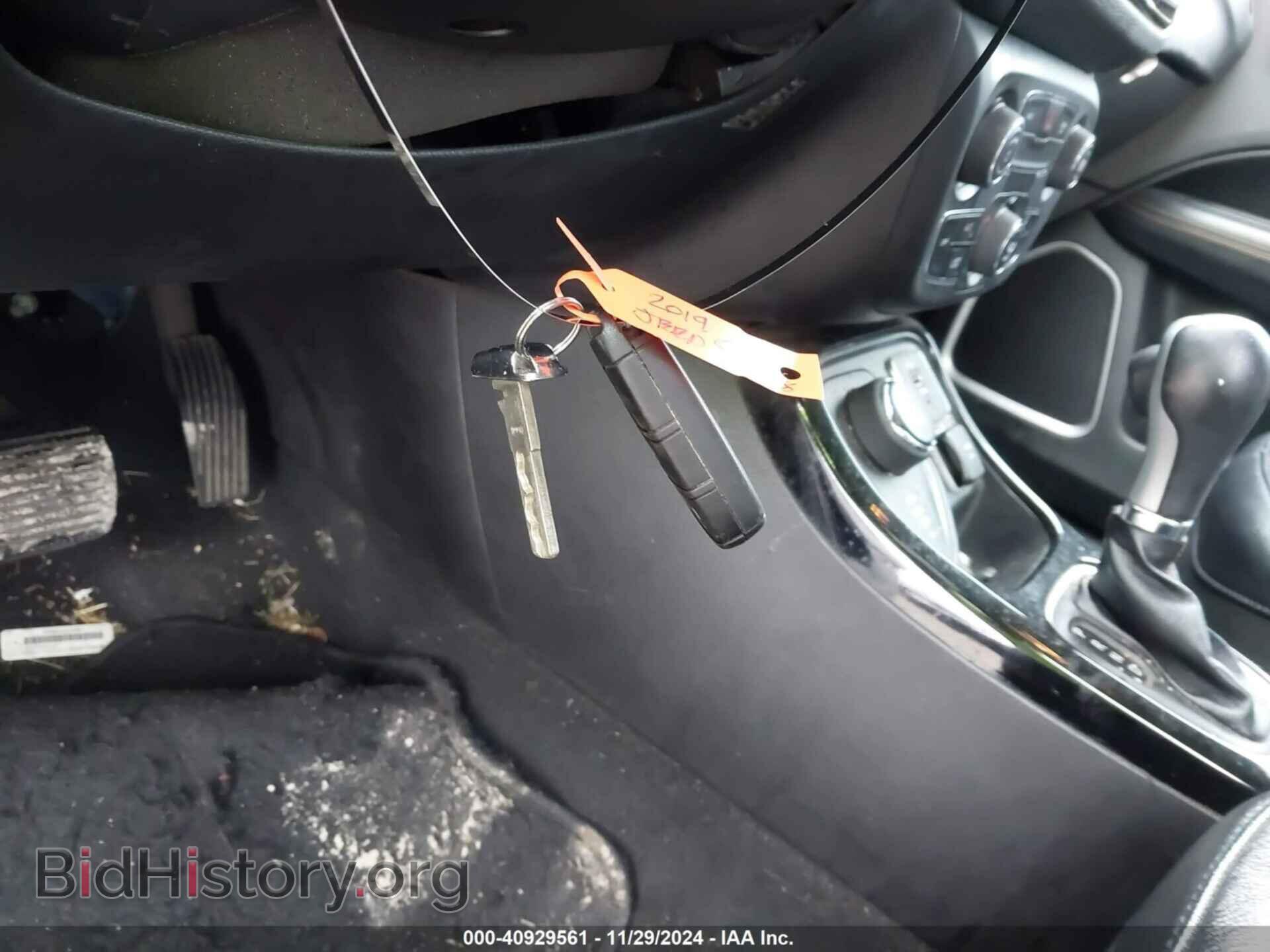 2019 JEEP COMPASS - VIN: 3C4NJDCB8KT854859 - Фото 11