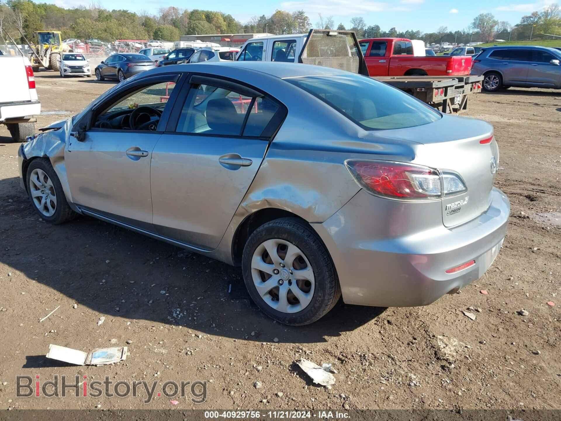 2013 MAZDA MAZDA3 - VIN: JM1BL1TF0D1746809 - Фото 3