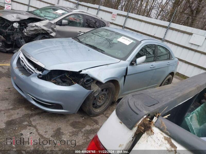 2012 Chrysler 200 (VIN 1C3CCBAB3CN150454) — фото 2 из 16