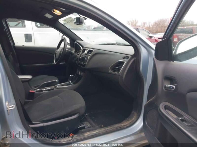 2012 Chrysler 200 (VIN 1C3CCBAB3CN150454) — фото 5 из 16