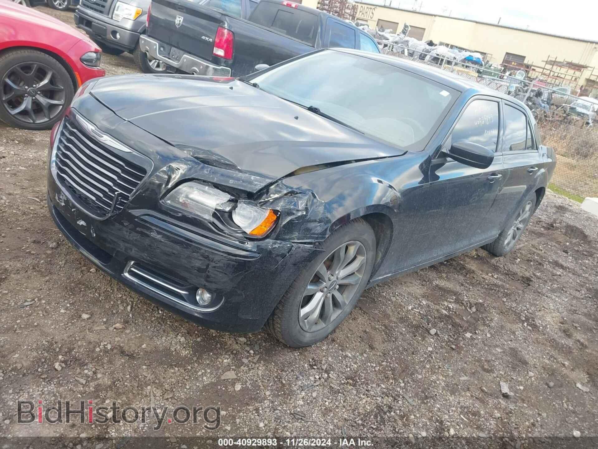 2014 CHRYSLER 300 - VIN: 2C3CCAGG9EH361487 - Фото 2