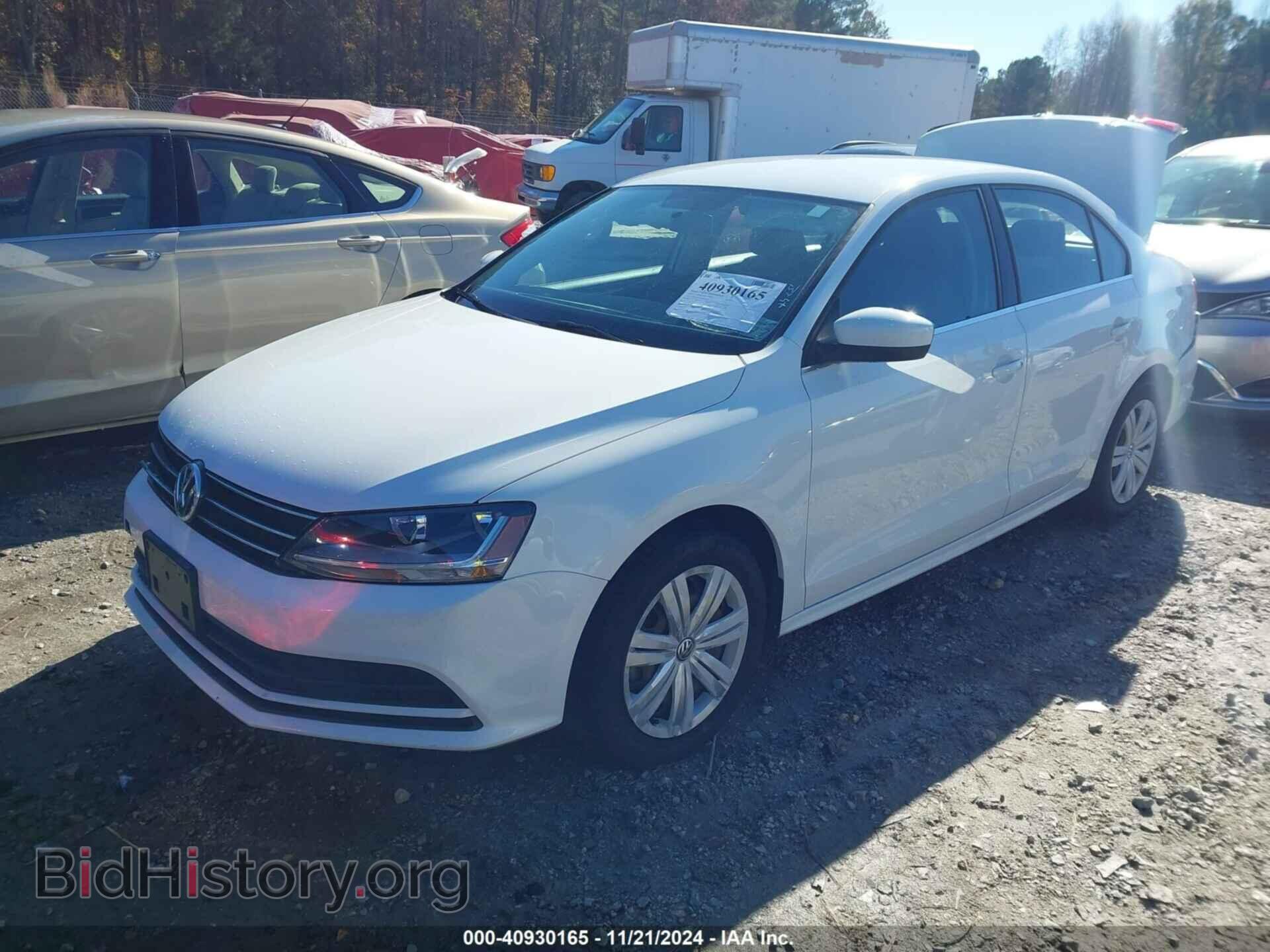 2017 VOLKSWAGEN JETTA - VIN: 3VW2B7AJ7HM281903 - Фото 2