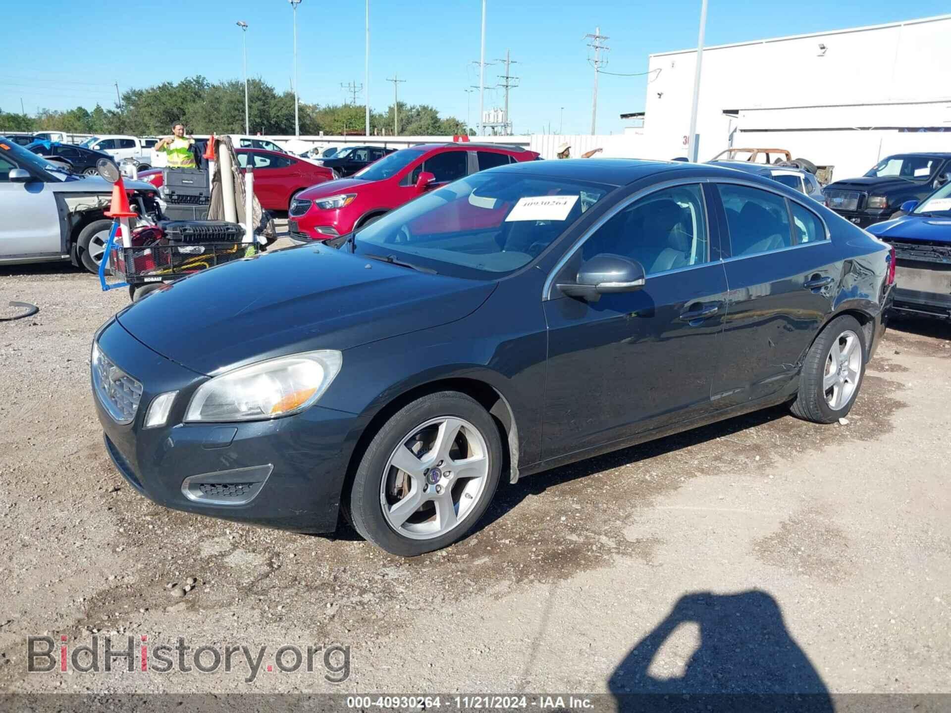 2013 VOLVO S60 - VIN: YV1612FH4D2197226 - Фото 2