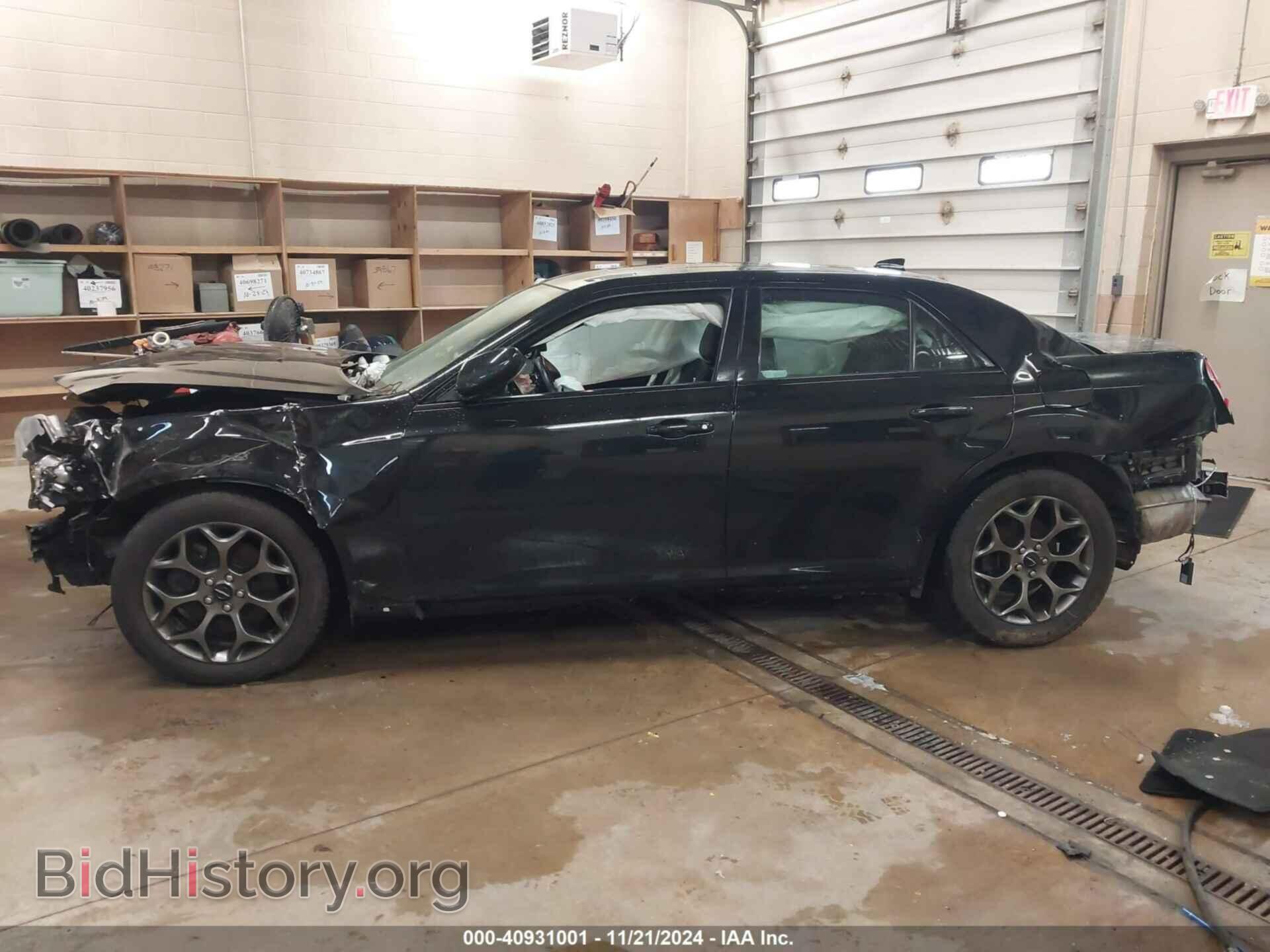 2016 CHRYSLER 300 - VIN: 2C3CCAGG3GH298678 - Фото 13