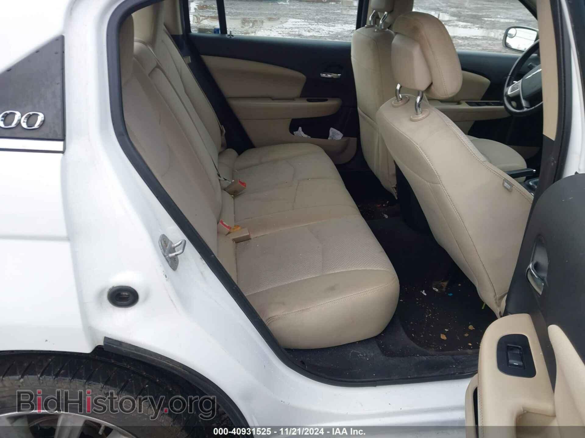 2011 CHRYSLER 200 - VIN: 1C3BC1FB4BN548186 - Фото 8