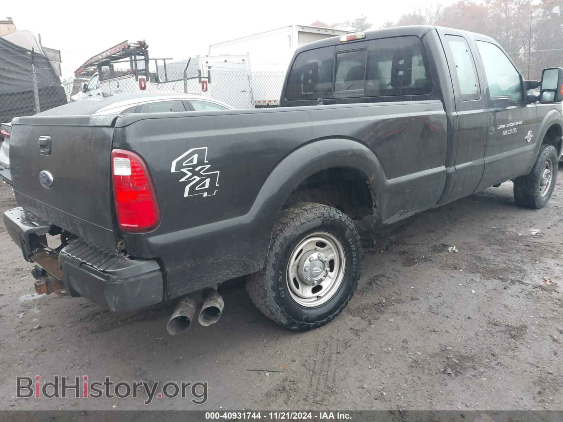2011 FORD F-250 - VIN: 1FT7X2BT9BEB17112 - Фото 4
