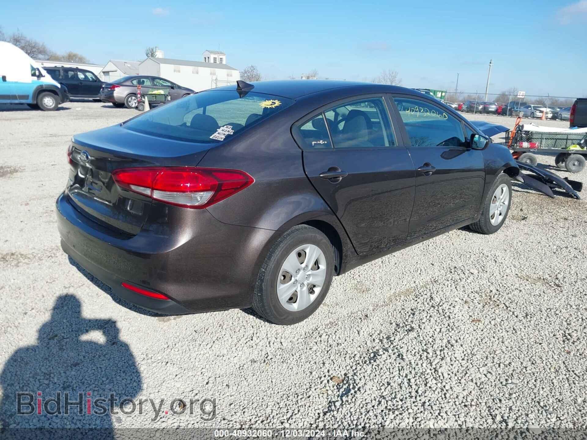 2017 KIA FORTE - VIN: 3KPFK4A73HE160867 - Фото 4