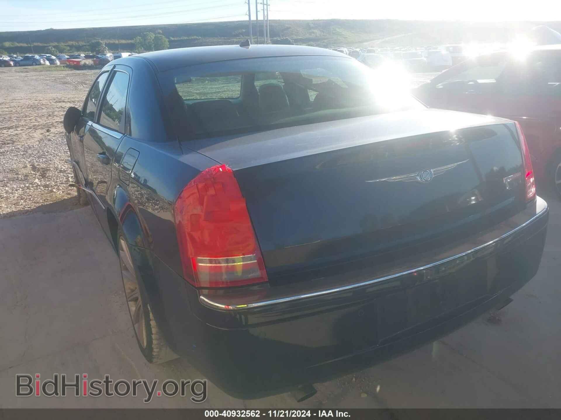 2008 CHRYSLER 300C - VIN: 2C3LA63H48H160568 - Фото 3