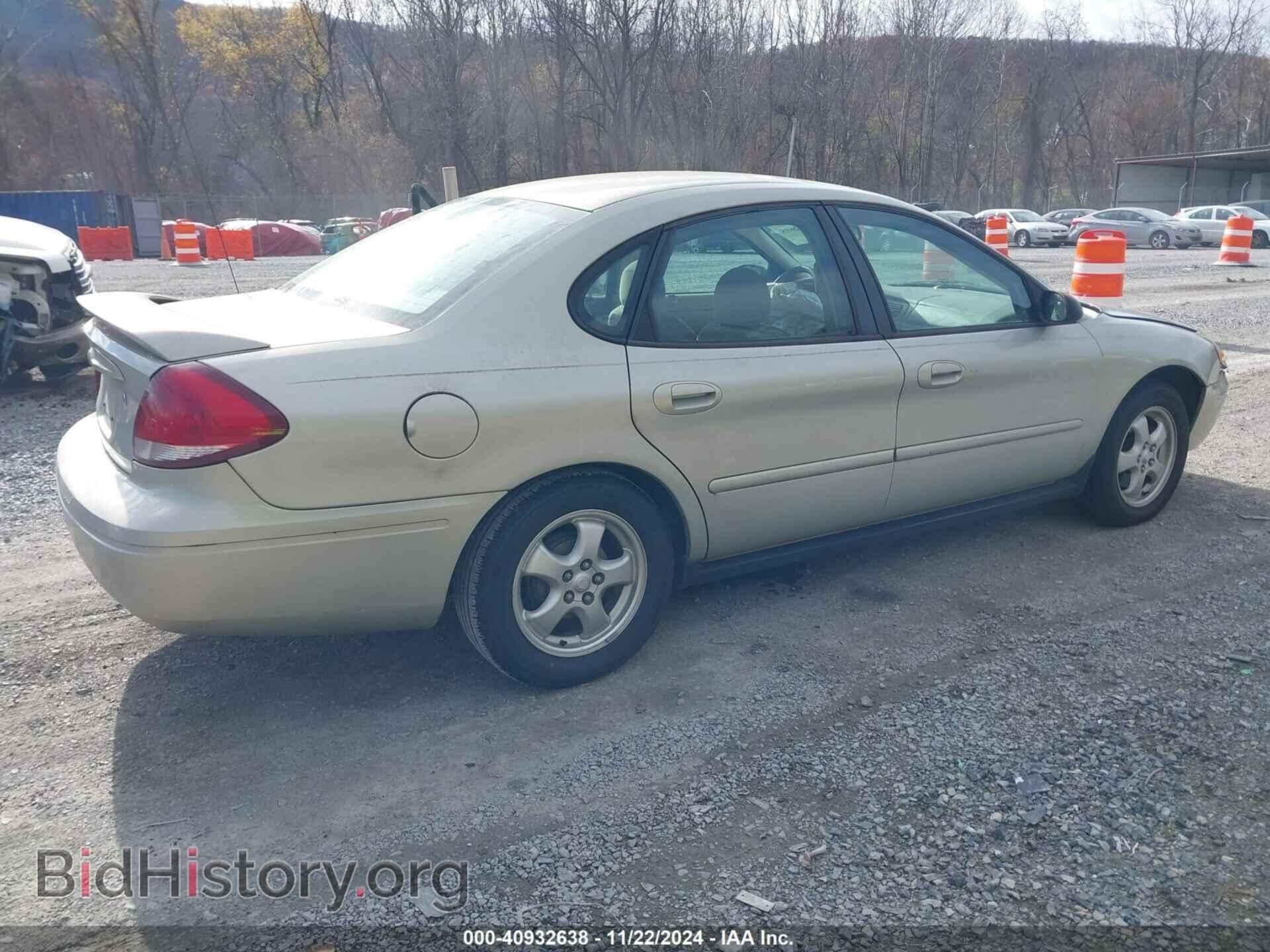2005 FORD TAURUS - VIN: 1FAFP53285A256023 - Фото 4