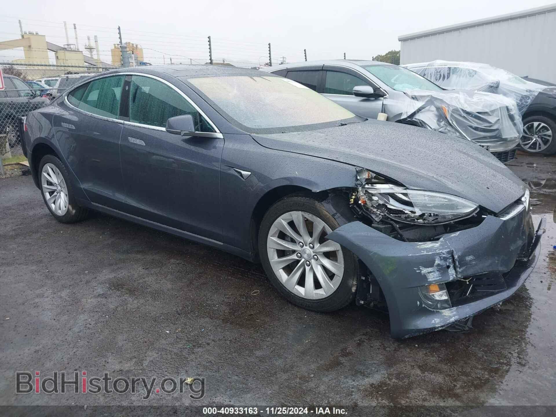 Photo 5YJSA1E24JF298156 - TESLA MODEL S 2018