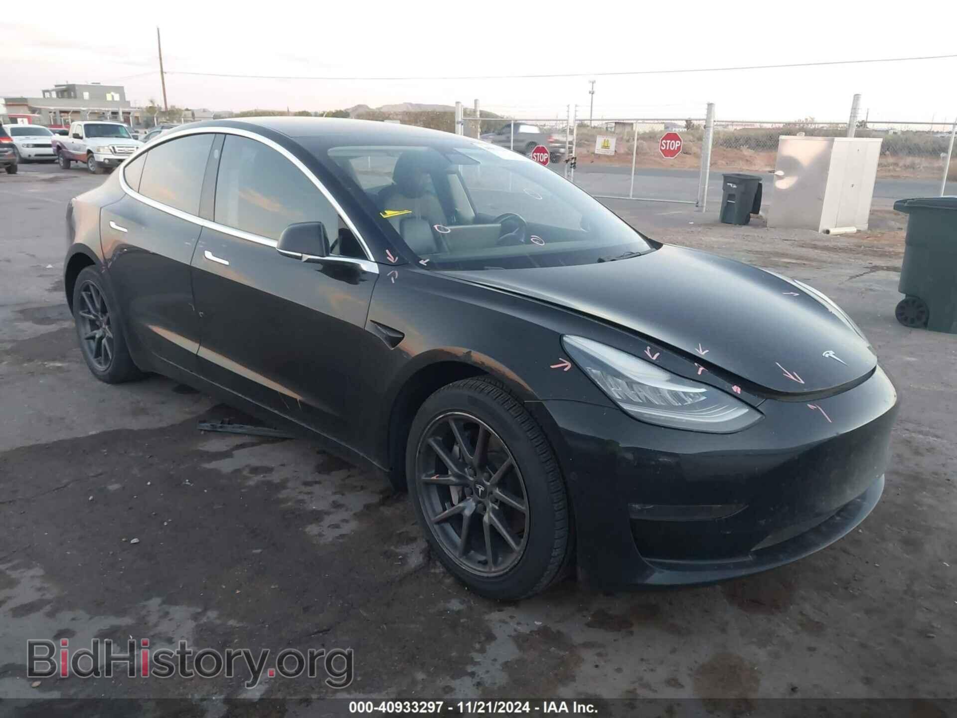 Фотография 5YJ3E1EA3JF052196 - TESLA MODEL 3 2018