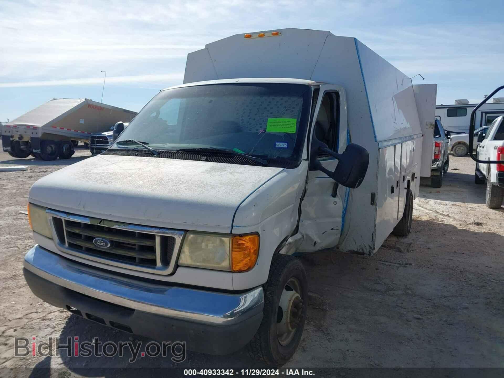 2006 FORD E-450 CUTAWAY - VIN: 1FDXE45S86DA35920 - Фото 2
