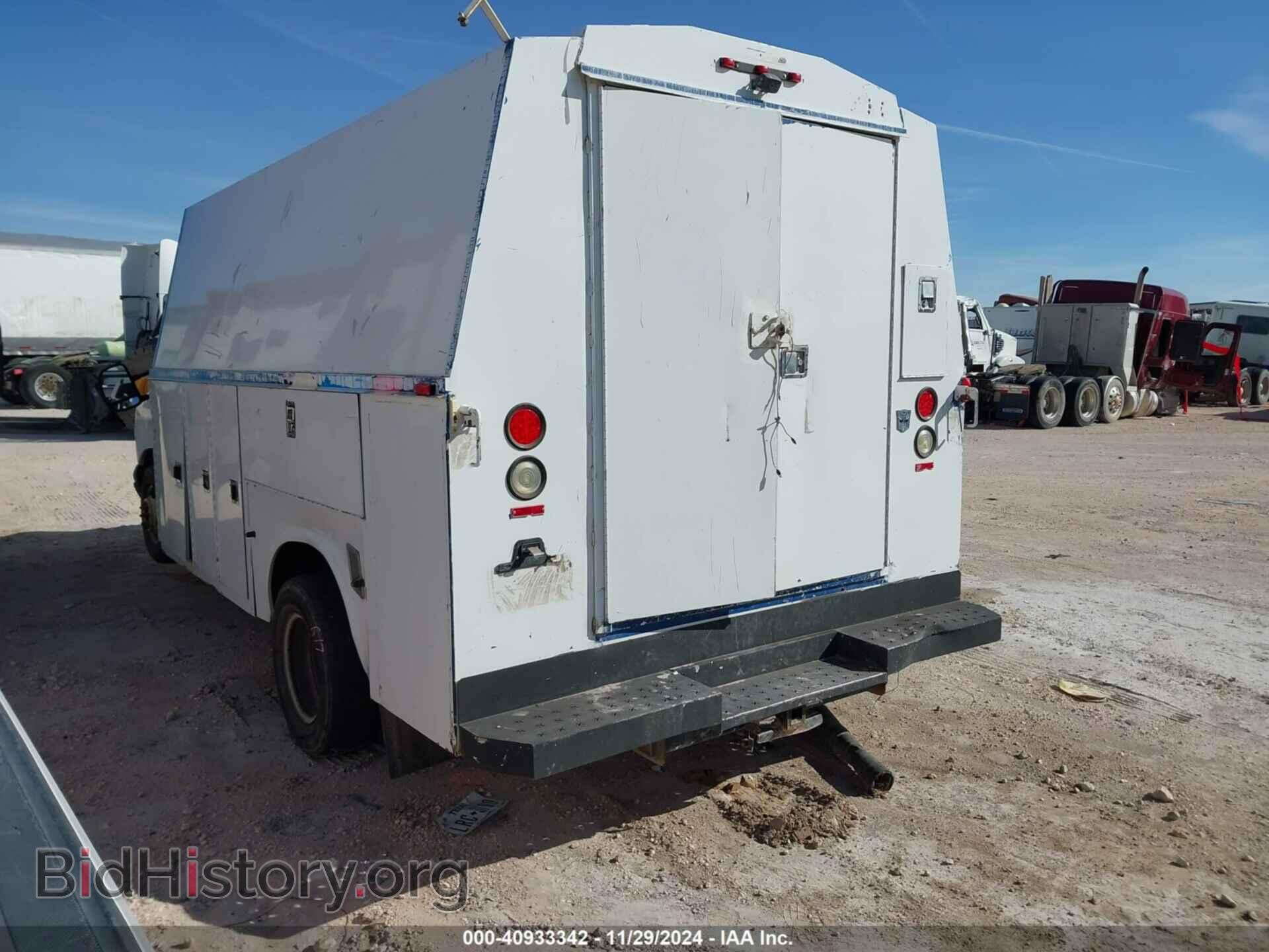 2006 FORD E-450 CUTAWAY - VIN: 1FDXE45S86DA35920 - Фото 3