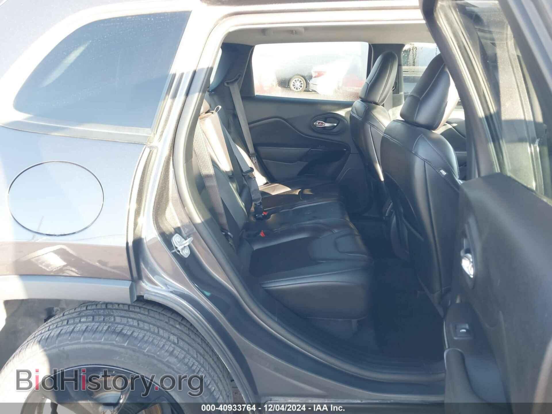 2020 JEEP CHEROKEE - VIN: 1C4PJLLB2LD570914 - Фото 8