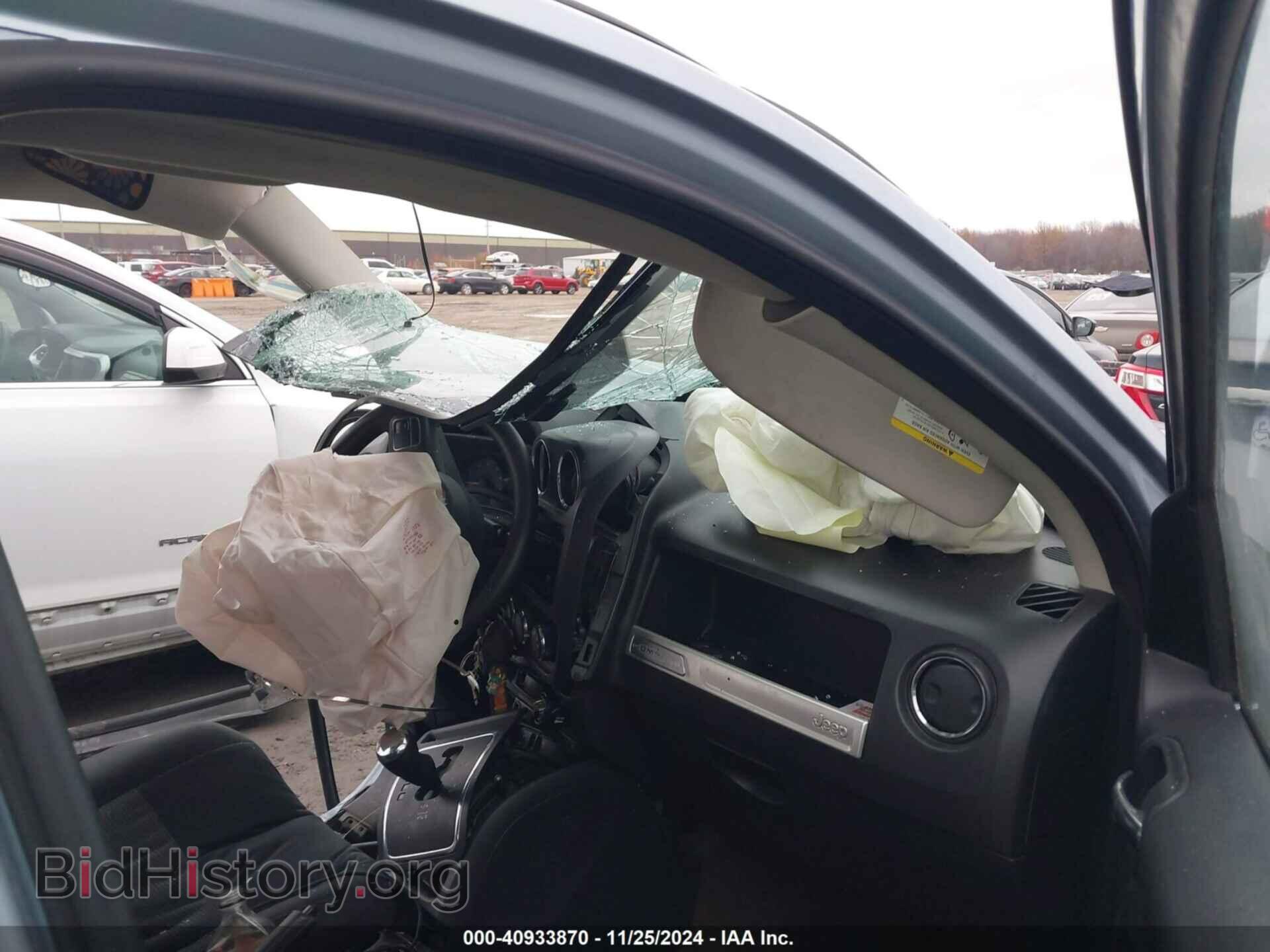 2014 JEEP COMPASS - VIN: 1C4NJDBB3ED592373 - Фото 5
